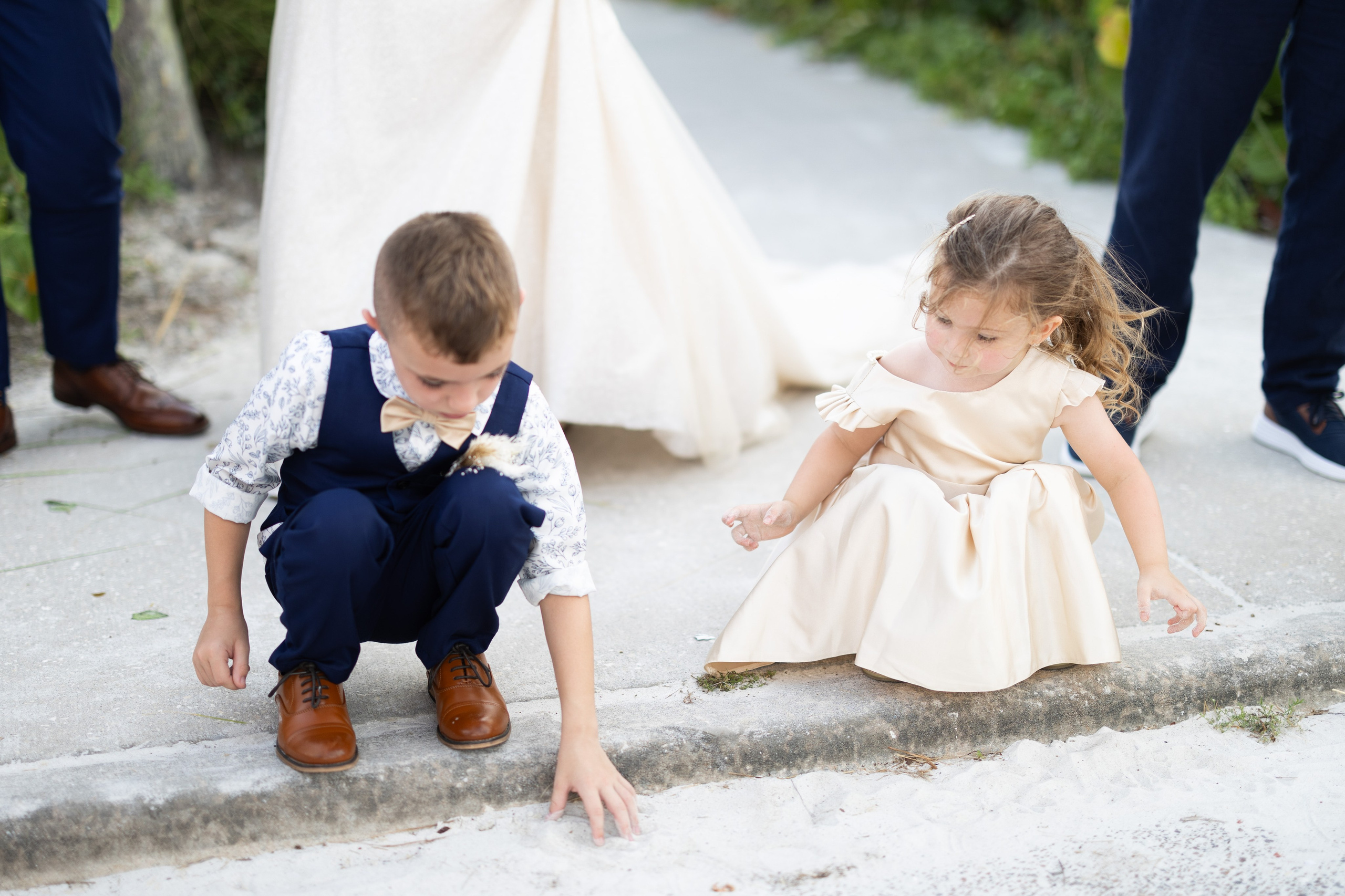 ELOPEMENTS. Wedding Photography & Videography contenting in Tennessee and Florida