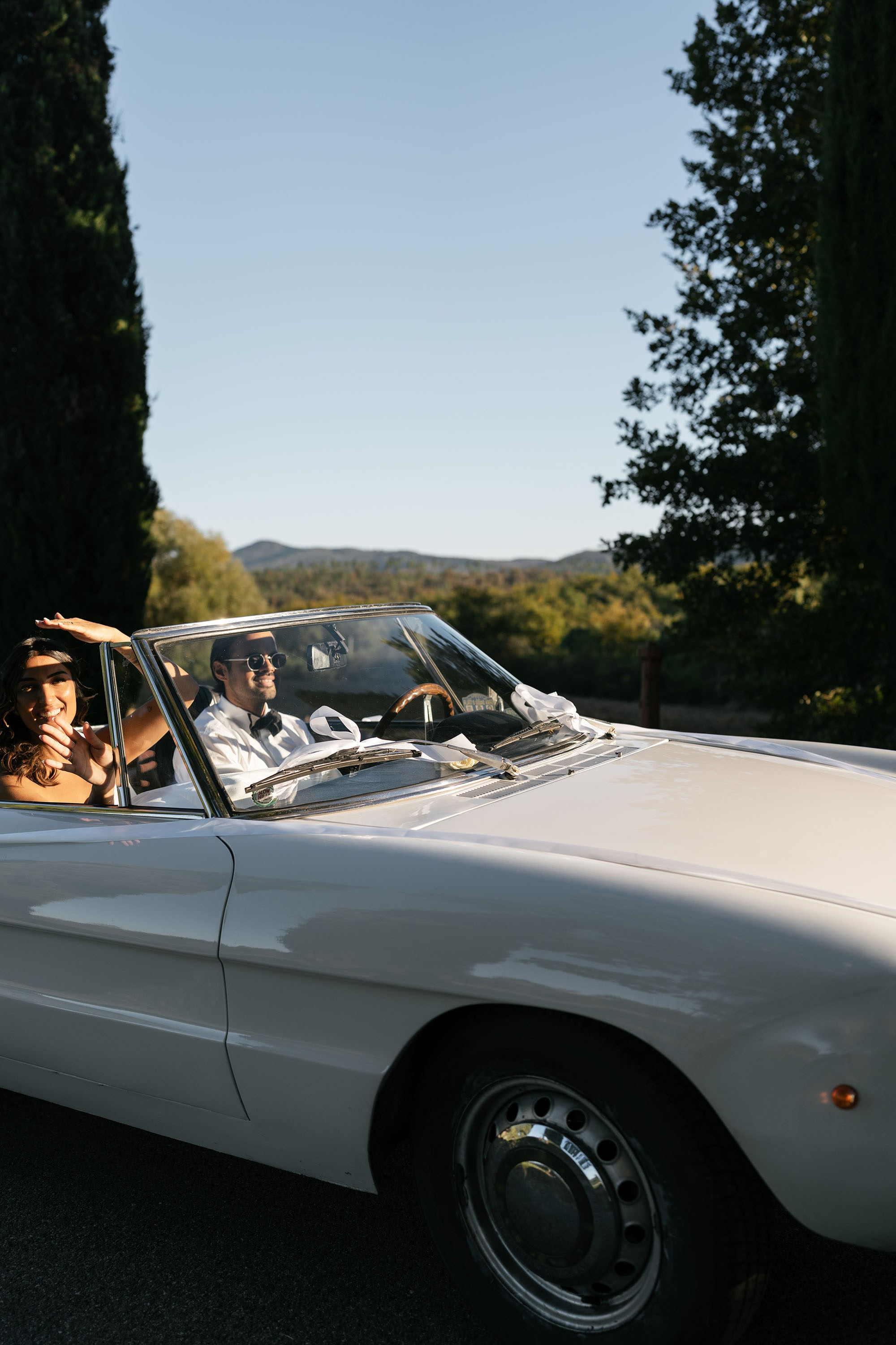Ginevra and Avi — Abbazia di San Galgano, Tuscany. Destination Wedding Photographers and content creators based in Spain