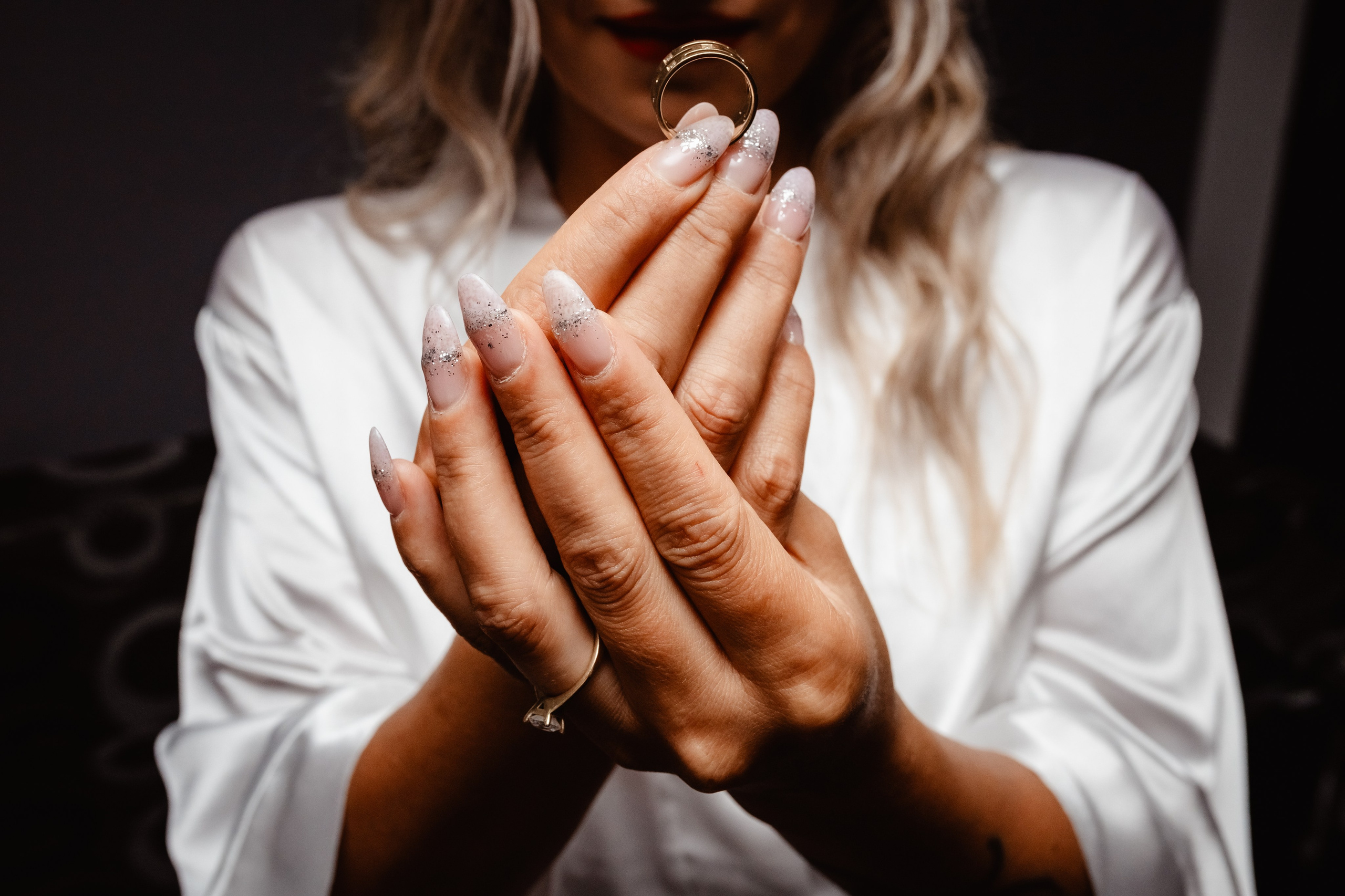 Inele de logodna. Stefan Teodorescu — Fotograf de Nunta