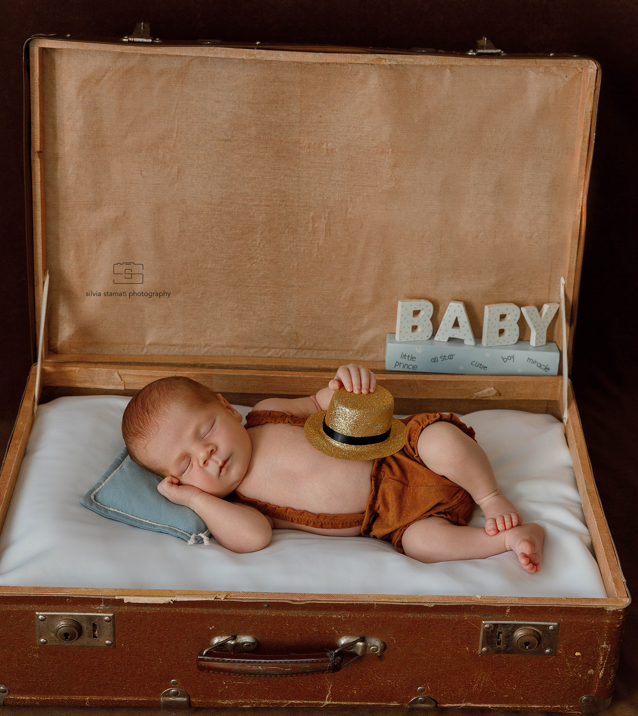 NEWBORN. Silvia Stamati Photography Helsinki