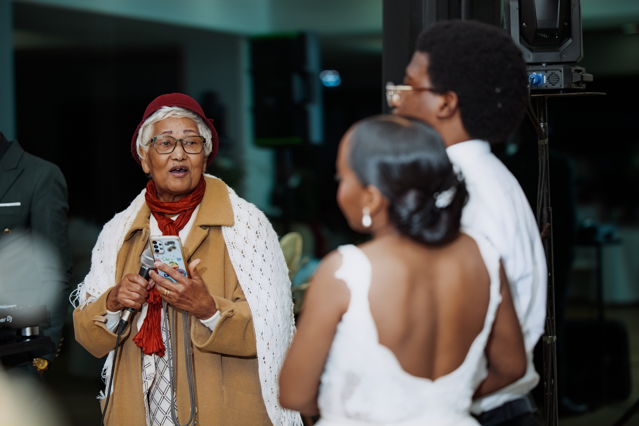 Nawik e Ethson. Fazemos o seu casamento ser lembrado por gerações