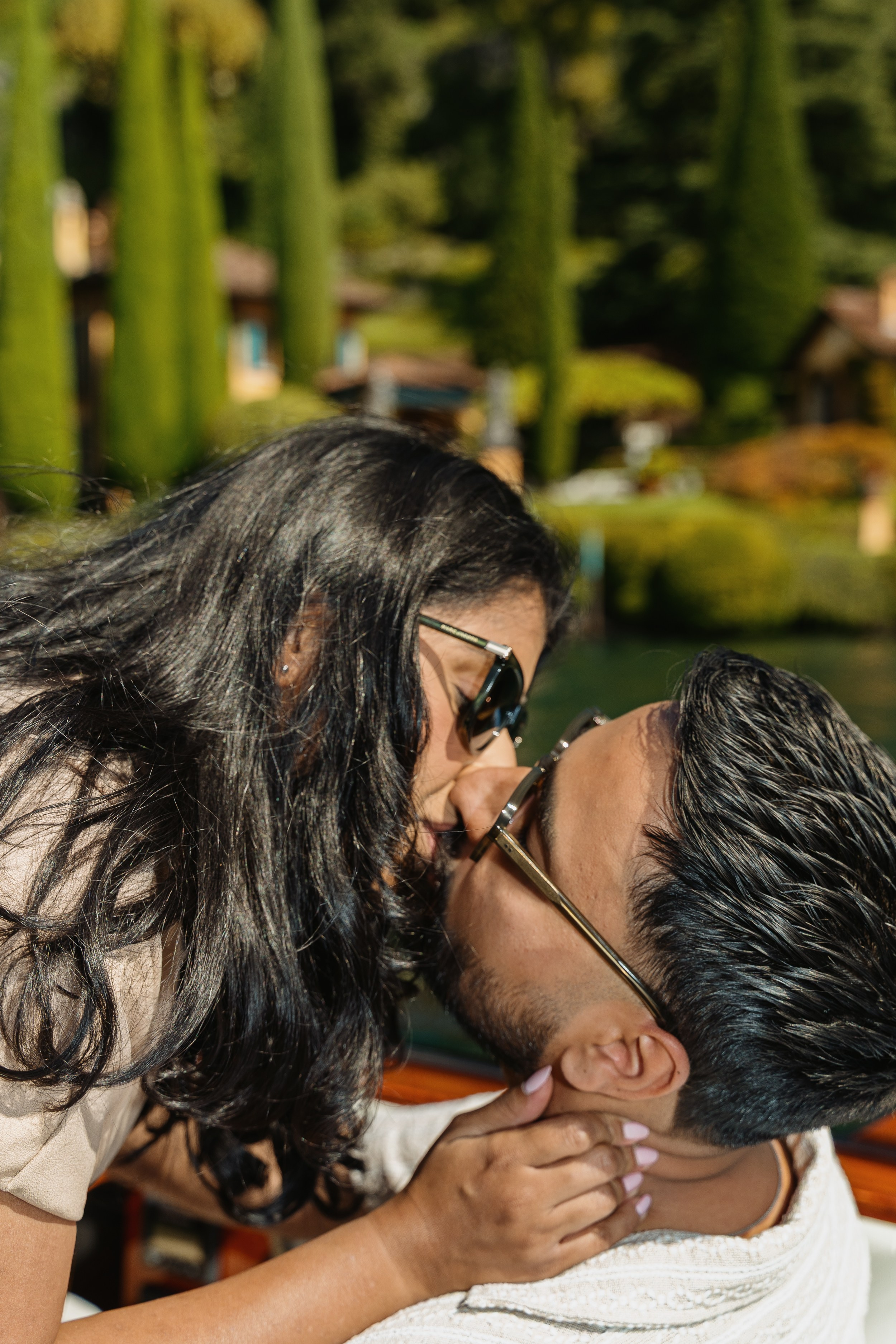 Lake Como Proposal on a Boat. Proposal Photographer in Lake Como