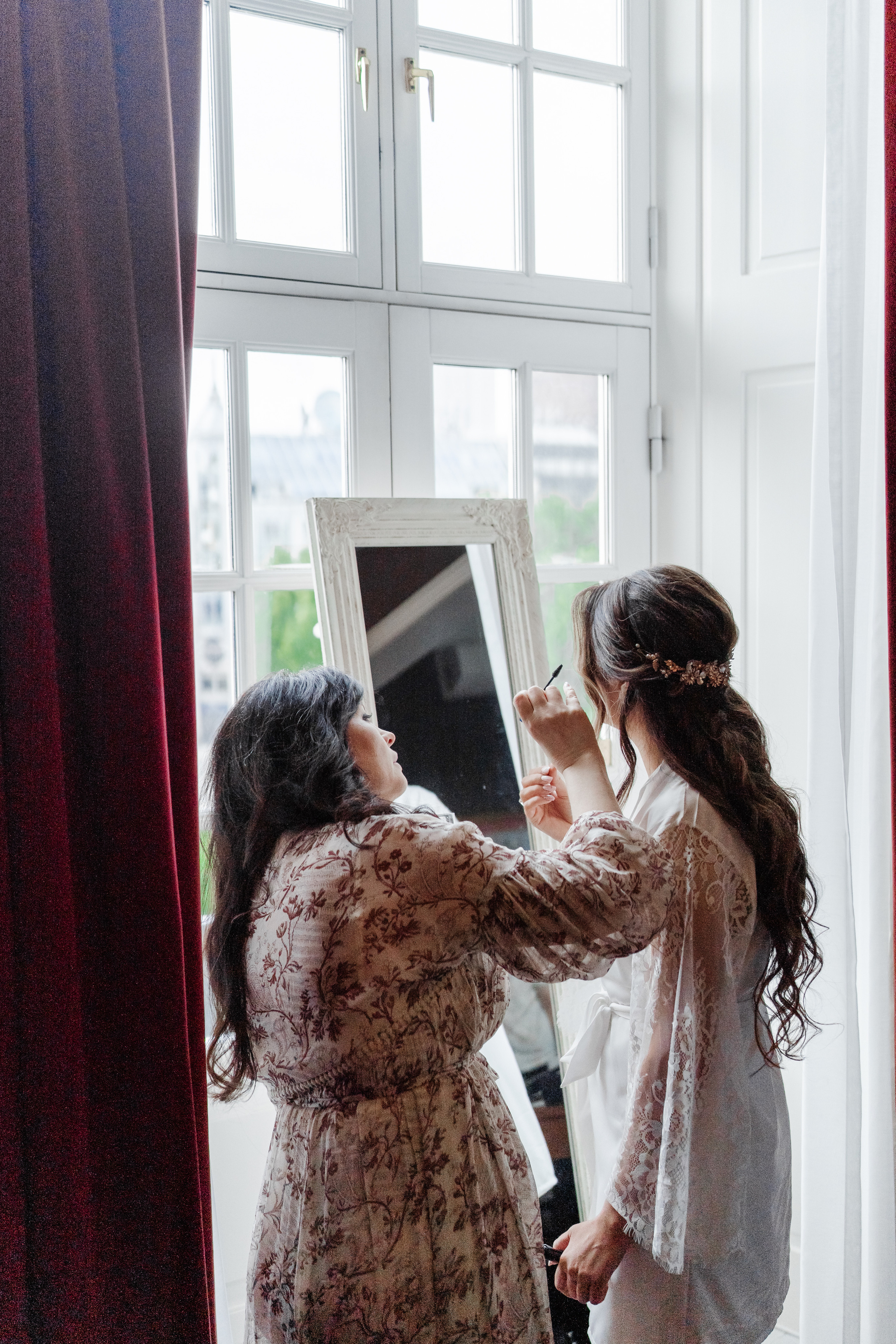 Bryllupsfotograf Grand Hotel Oslo. Bryllupsfotograf i hele Norge