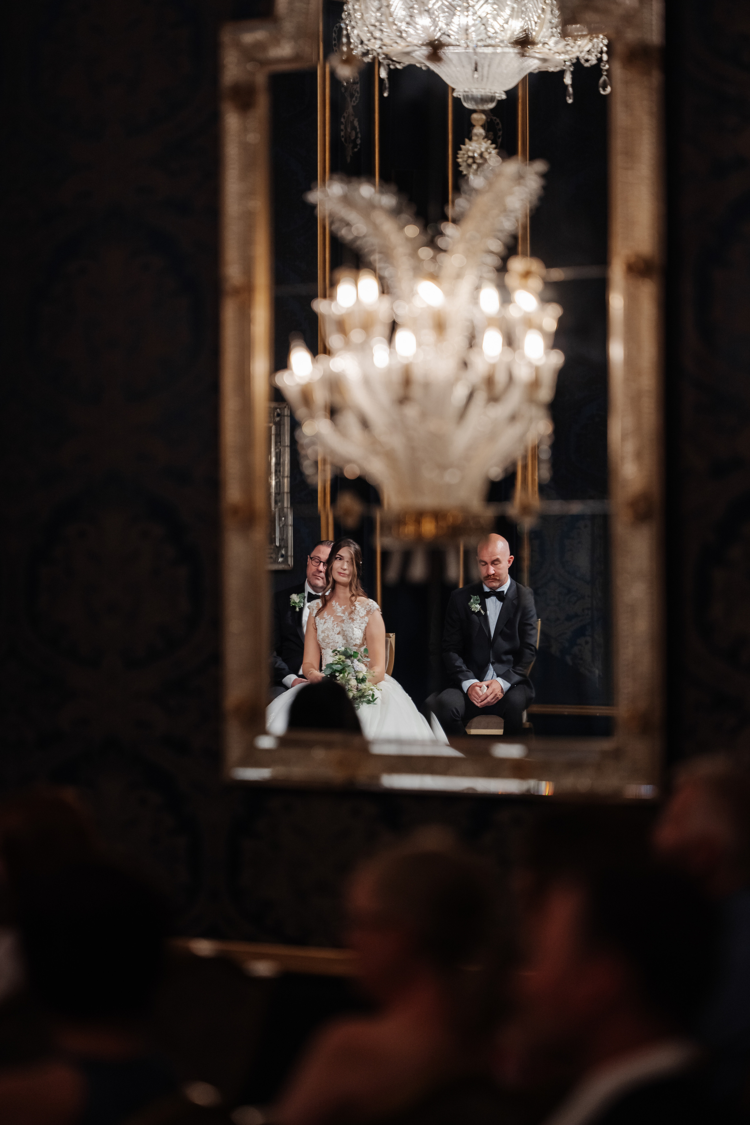 Bryllupsfotograf Grand Hotel Oslo. Bryllupsfotograf i hele Norge