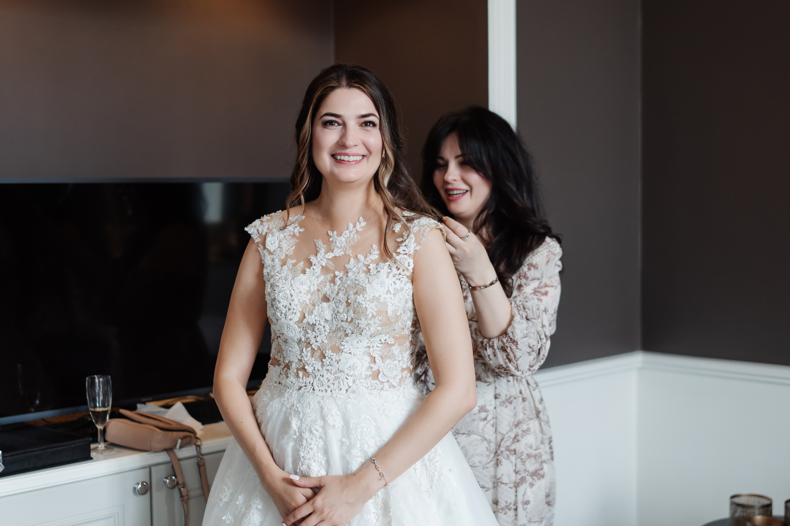 Bryllupsfotograf Grand Hotel Oslo. Bryllupsfotograf i hele Norge