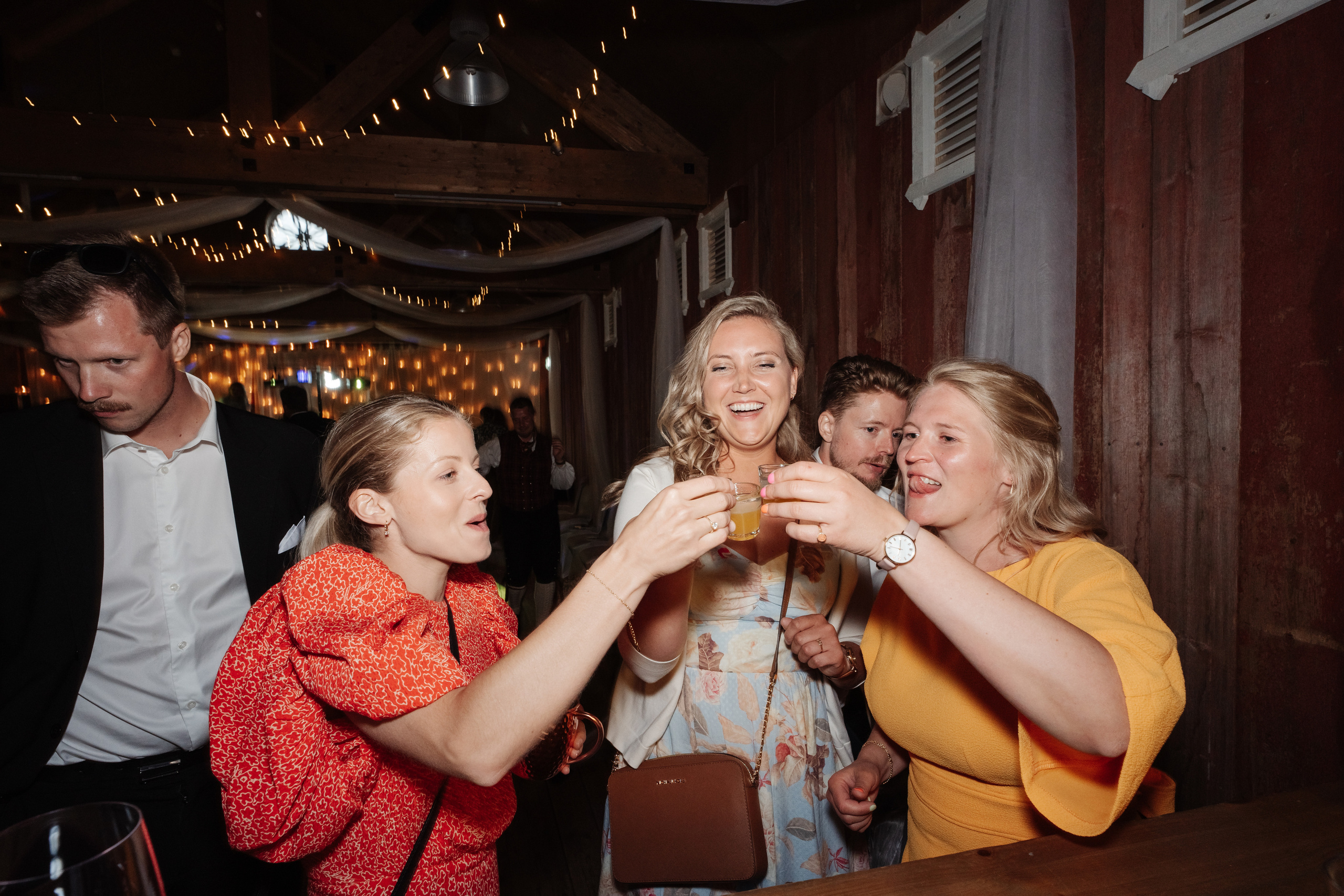 Bryllupsfotograf i Norge. Bryllupsfotograf i hele Norge