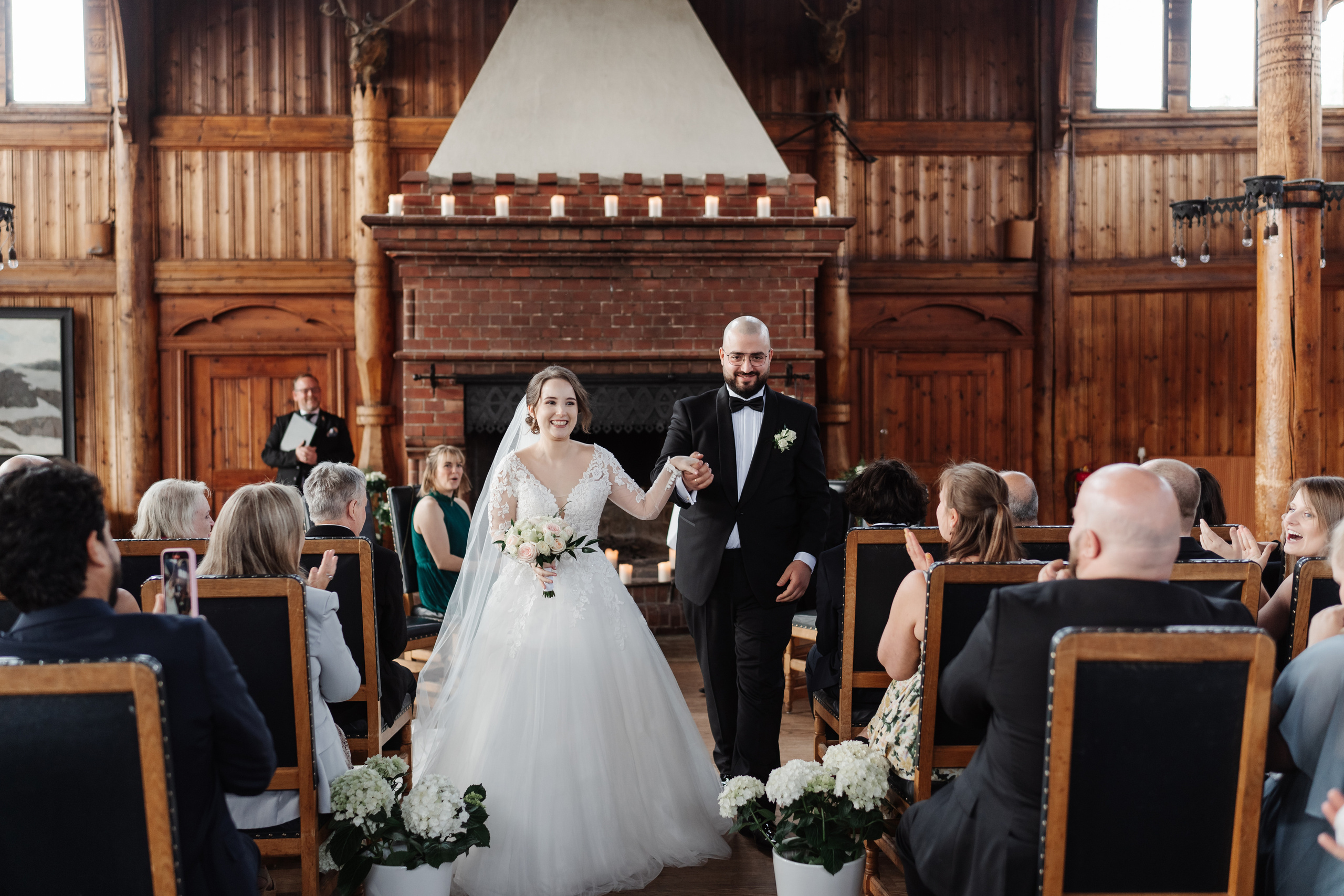 Bryllups film bestill Oslo. Bryllupsfotograf i hele Norge