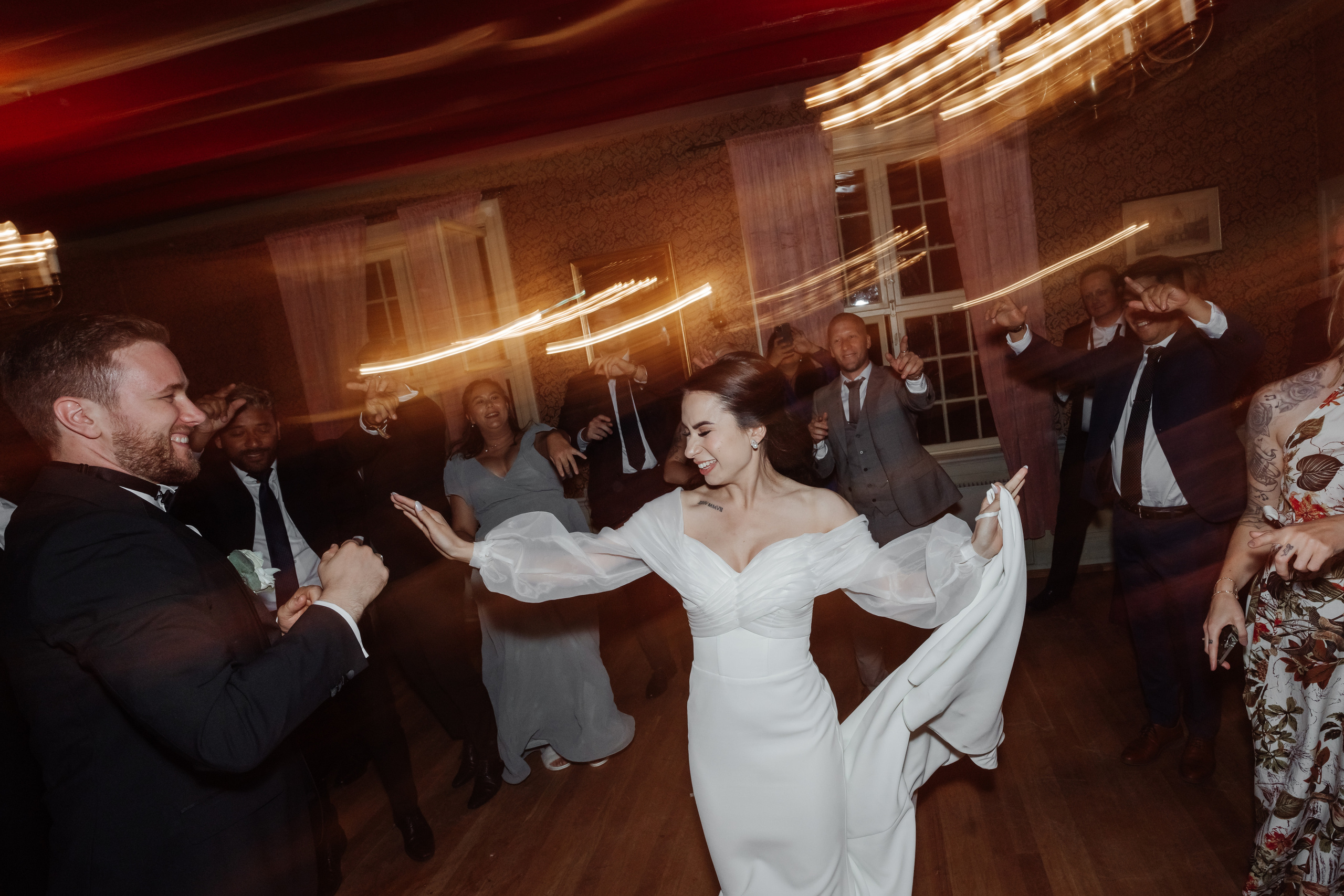 Bryllupsfotograf Oslo. Bryllupsfotograf i hele Norge