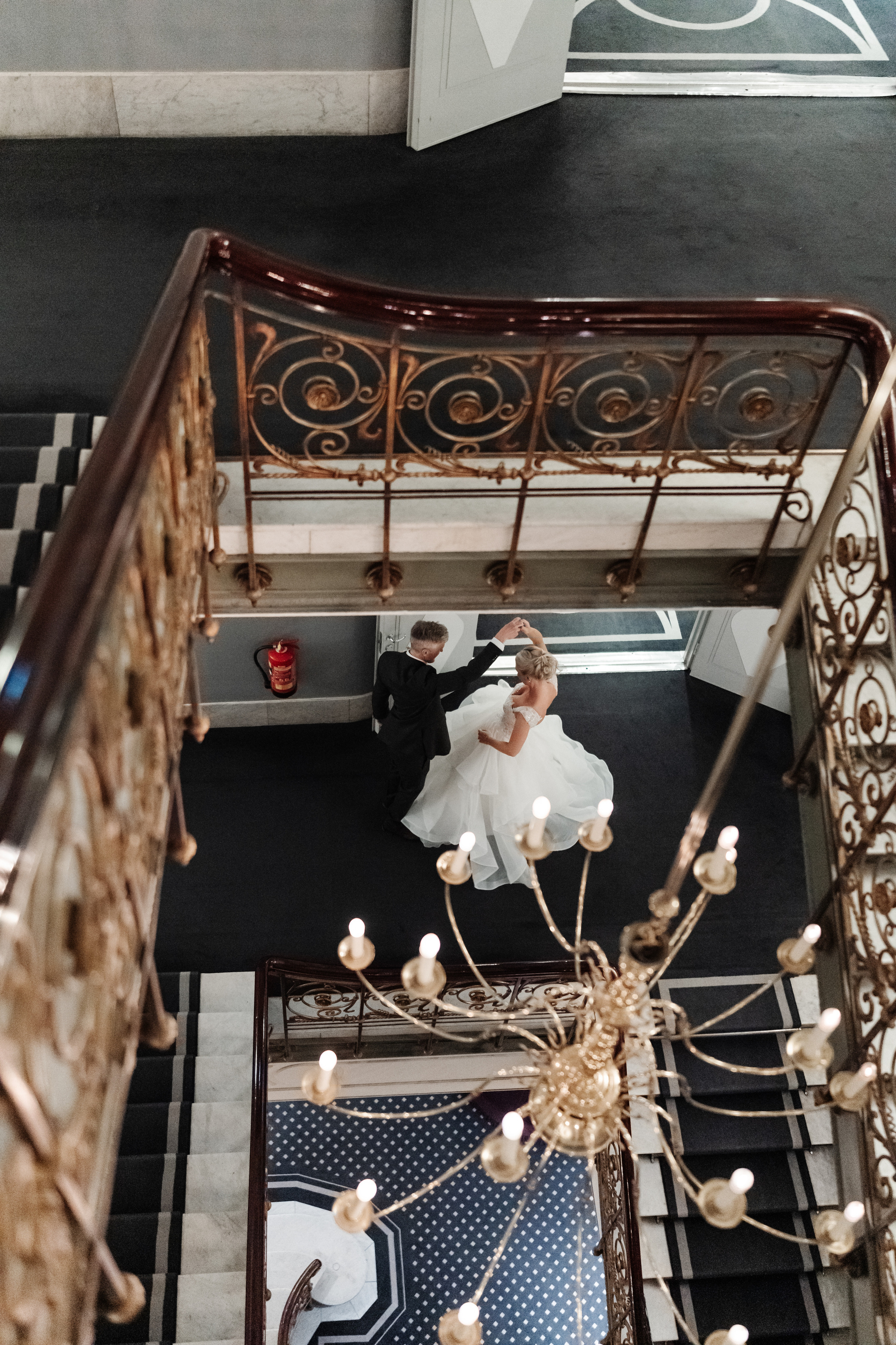 Bryllupsfotograf Grand Hotel Oslo. Bryllupsfotograf i hele Norge