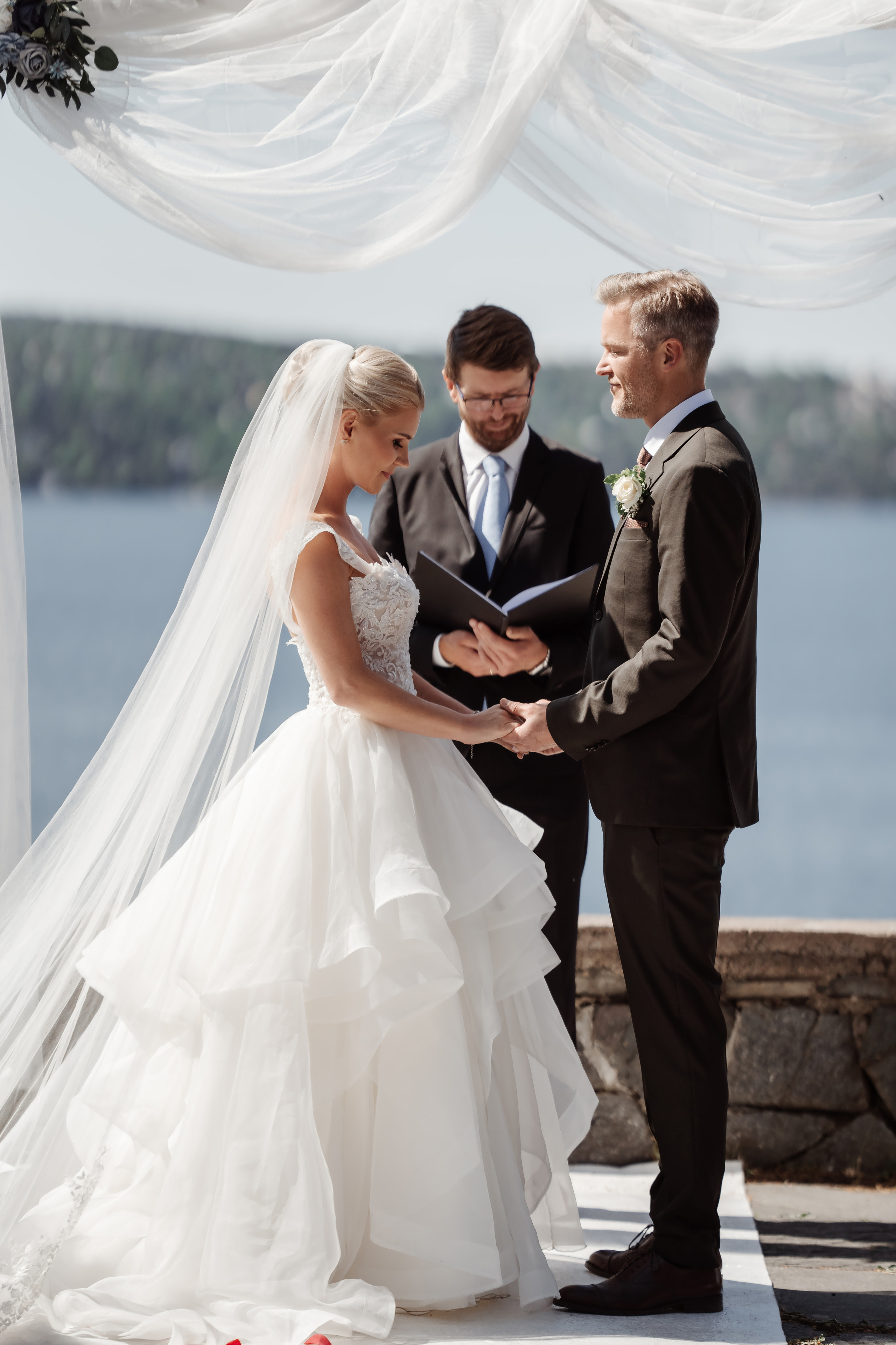 Bryllupsfotograf Grand Hotel Oslo. Bryllupsfotograf i hele Norge