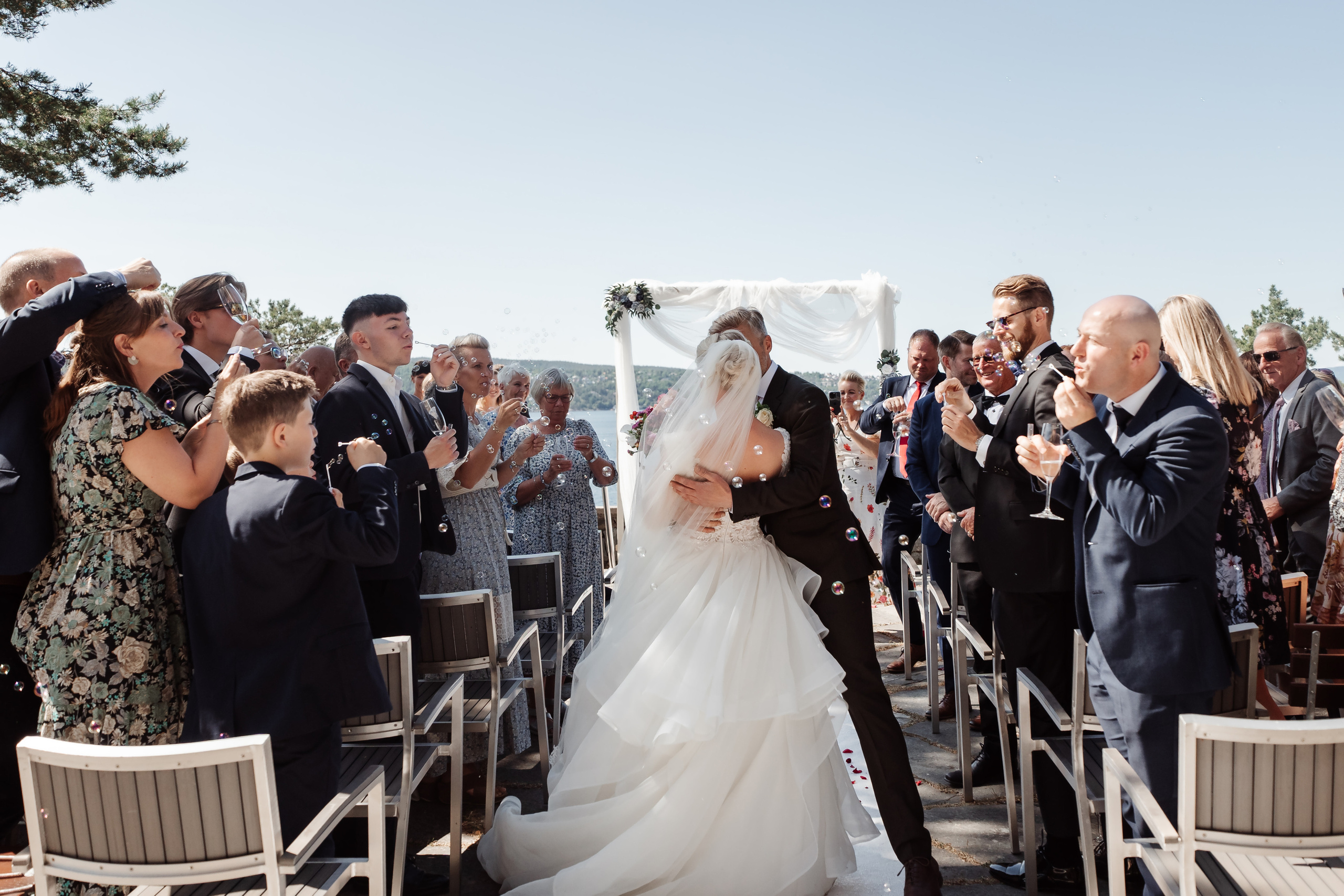 Bryllupsfotograf Grand Hotel Oslo. Bryllupsfotograf i hele Norge