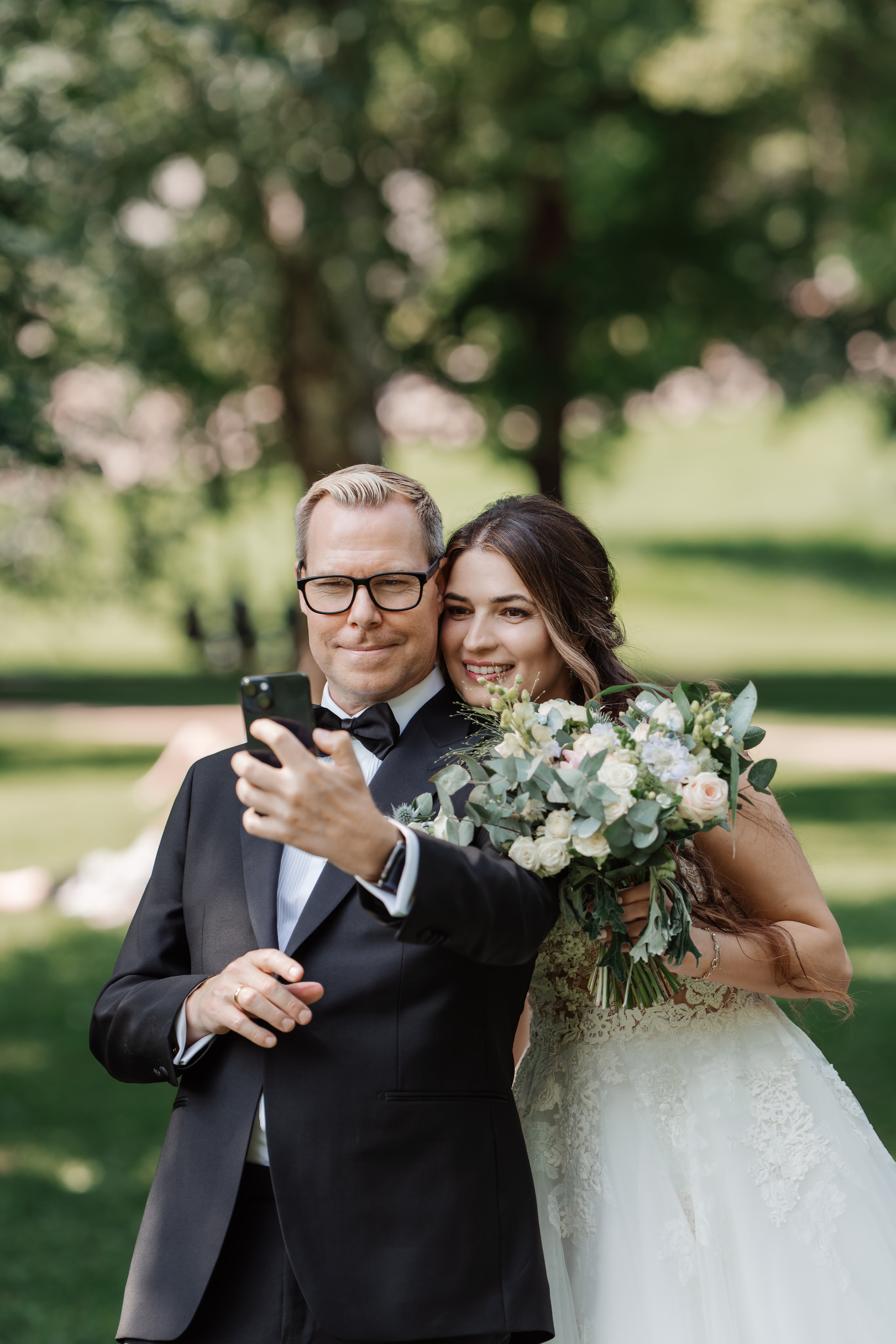 Bryllupsfotograf Grand Hotel Oslo. Bryllupsfotograf i hele Norge