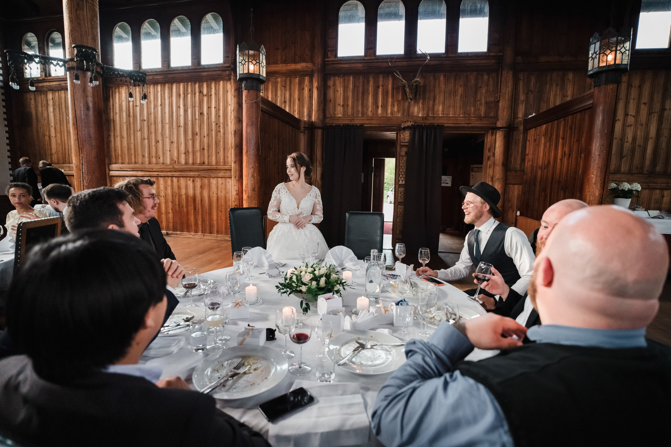 Bryllups film bestill Oslo. Bryllupsfotograf i hele Norge