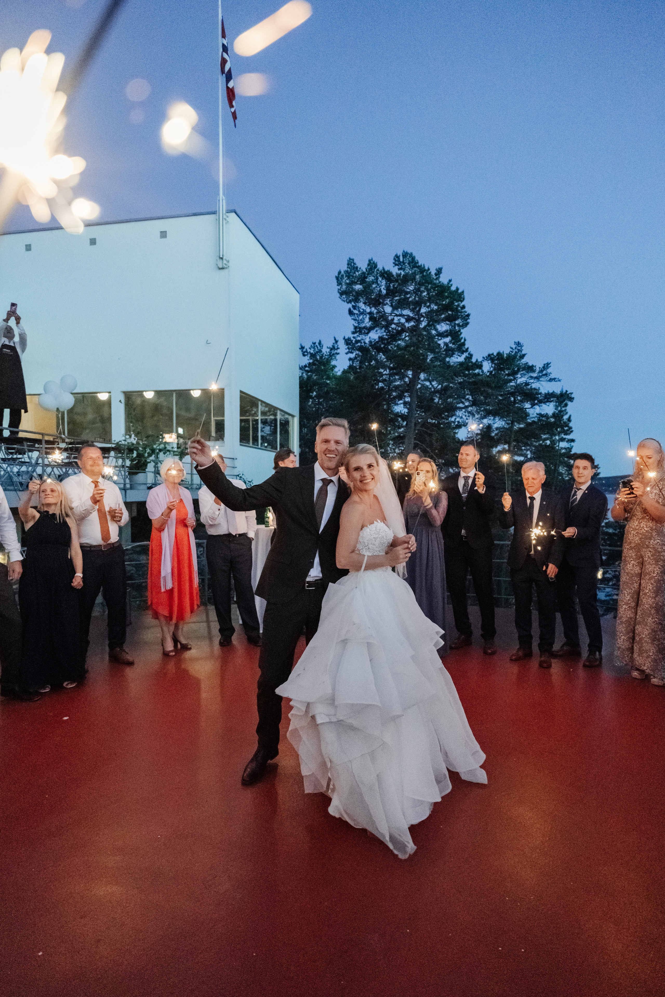 Bryllupsfotograf Grand Hotel Oslo. Bryllupsfotograf i hele Norge