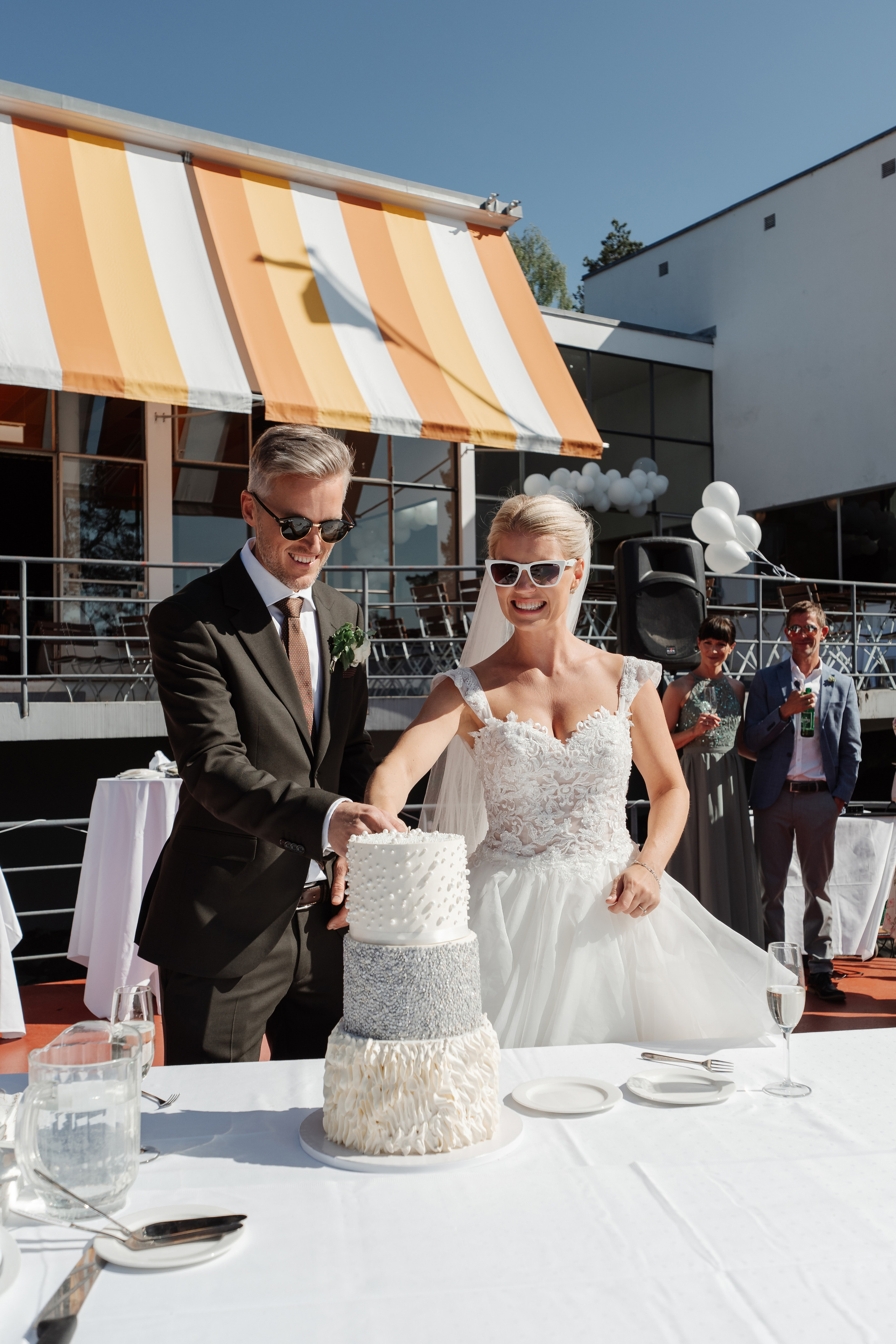 Bryllupsfotograf Grand Hotel Oslo. Bryllupsfotograf i hele Norge