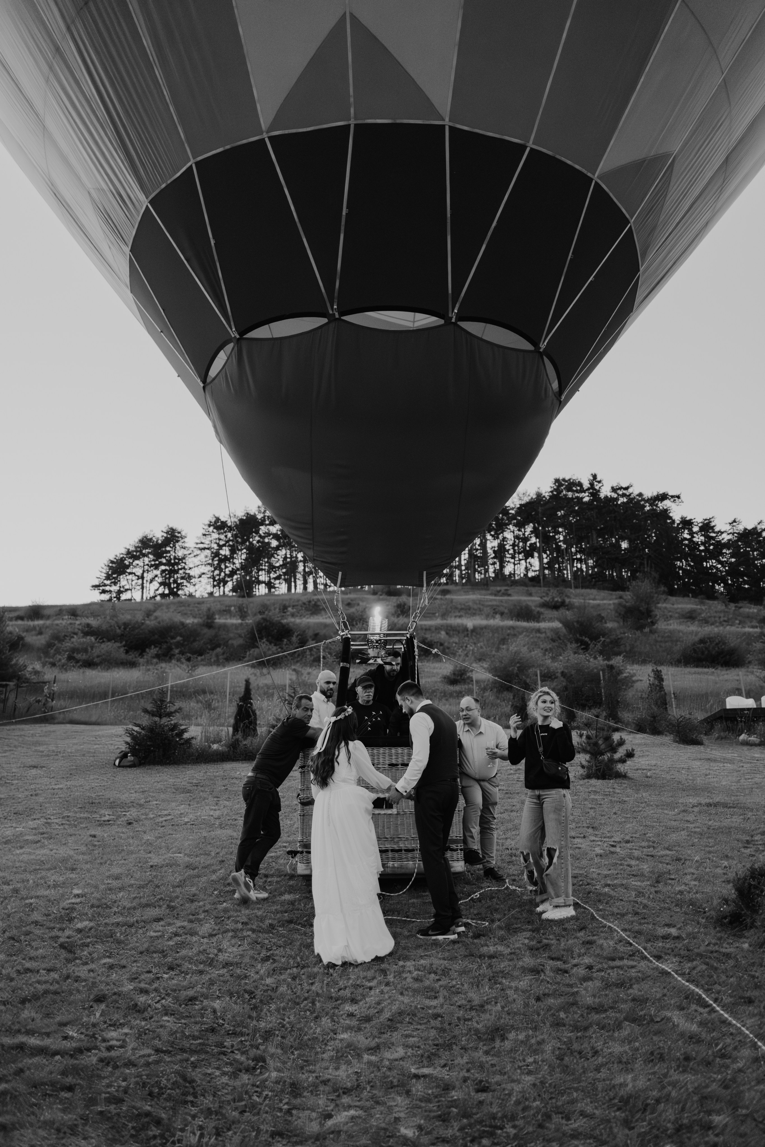 Flori & Cosmin. Main