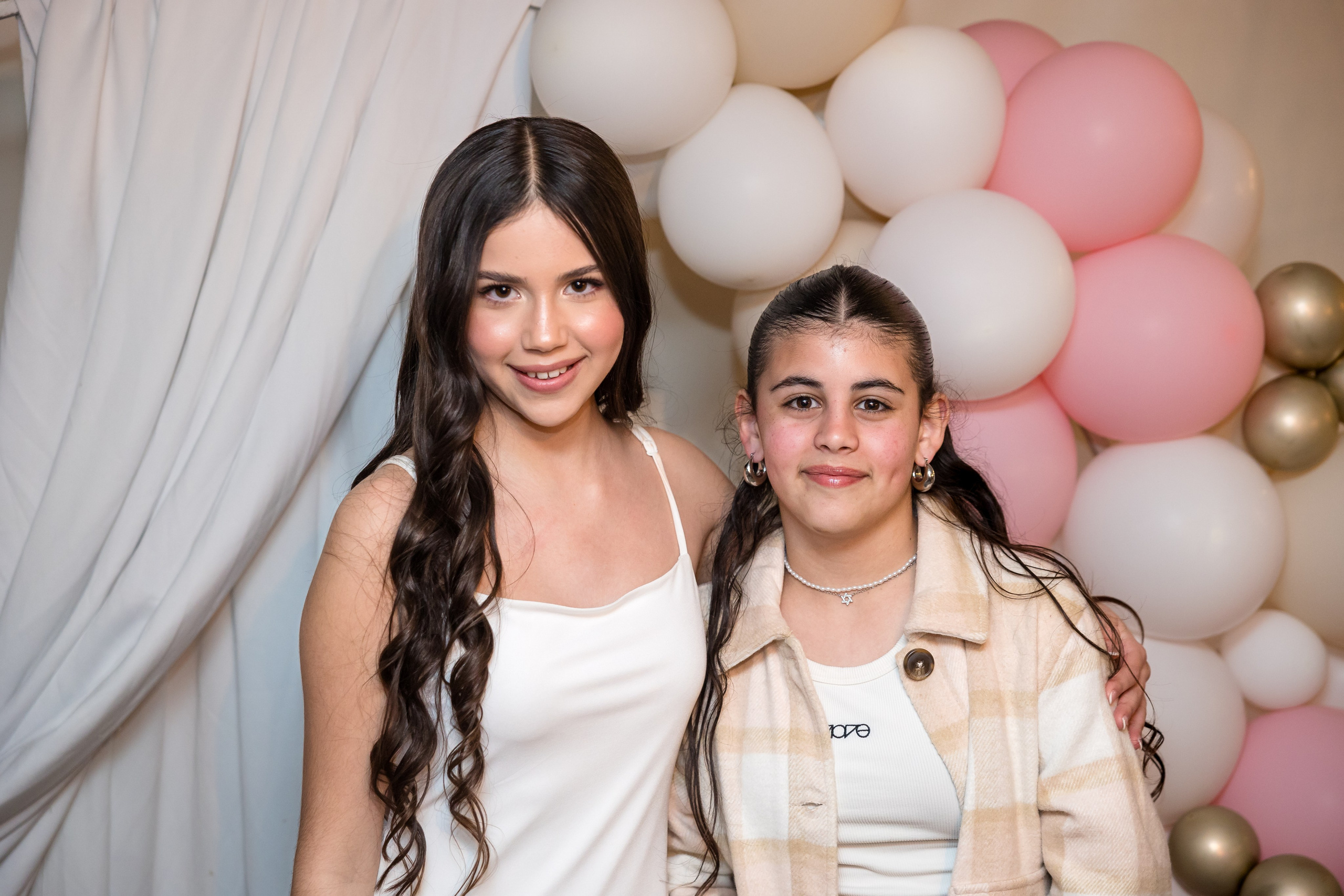 Noya. AMIR BUCHNIK PHOTOGRAPHER