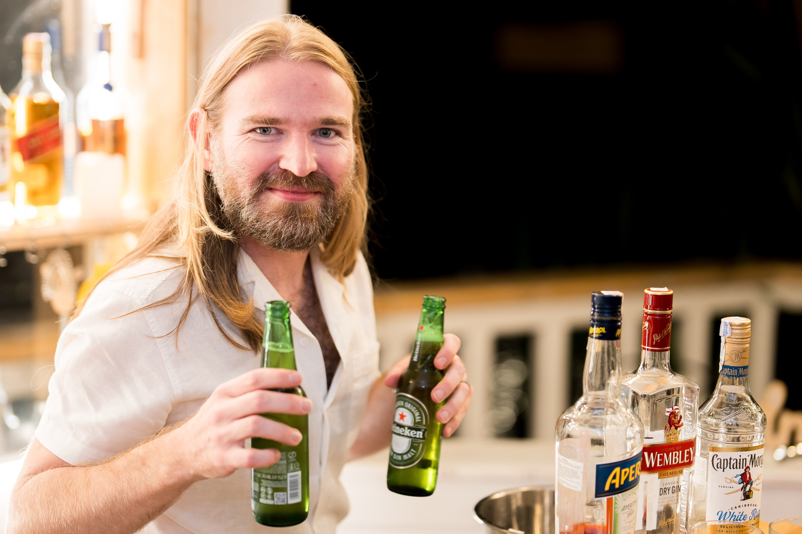 PARTY. Gabriel Florea — Fotograf nuntă București