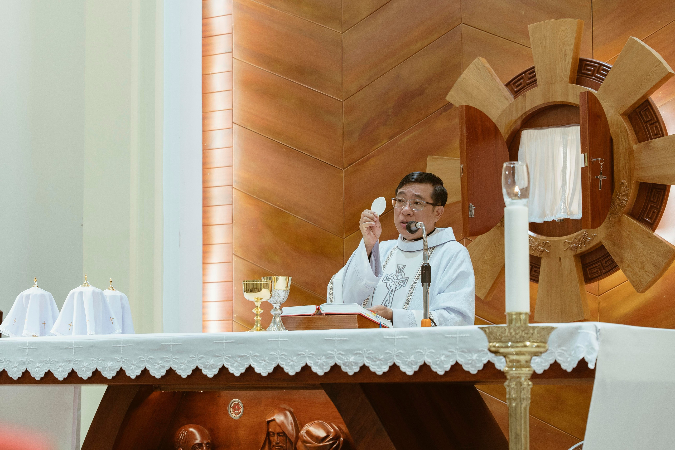 NT- BAO & HUYEN. WEDDING PHOTOGRAPHER IN VIETNAM