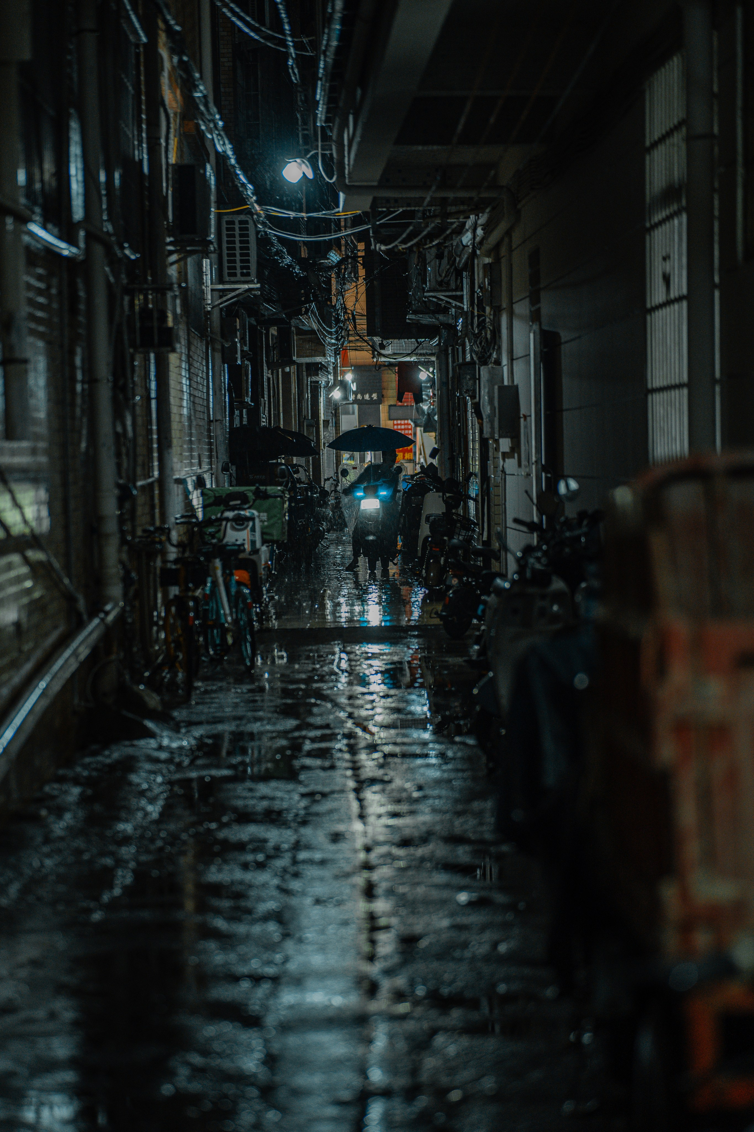 Rainy Getto. Фотограф В Гуанчжоу и Шэньчжэнь Андрей Лопатин