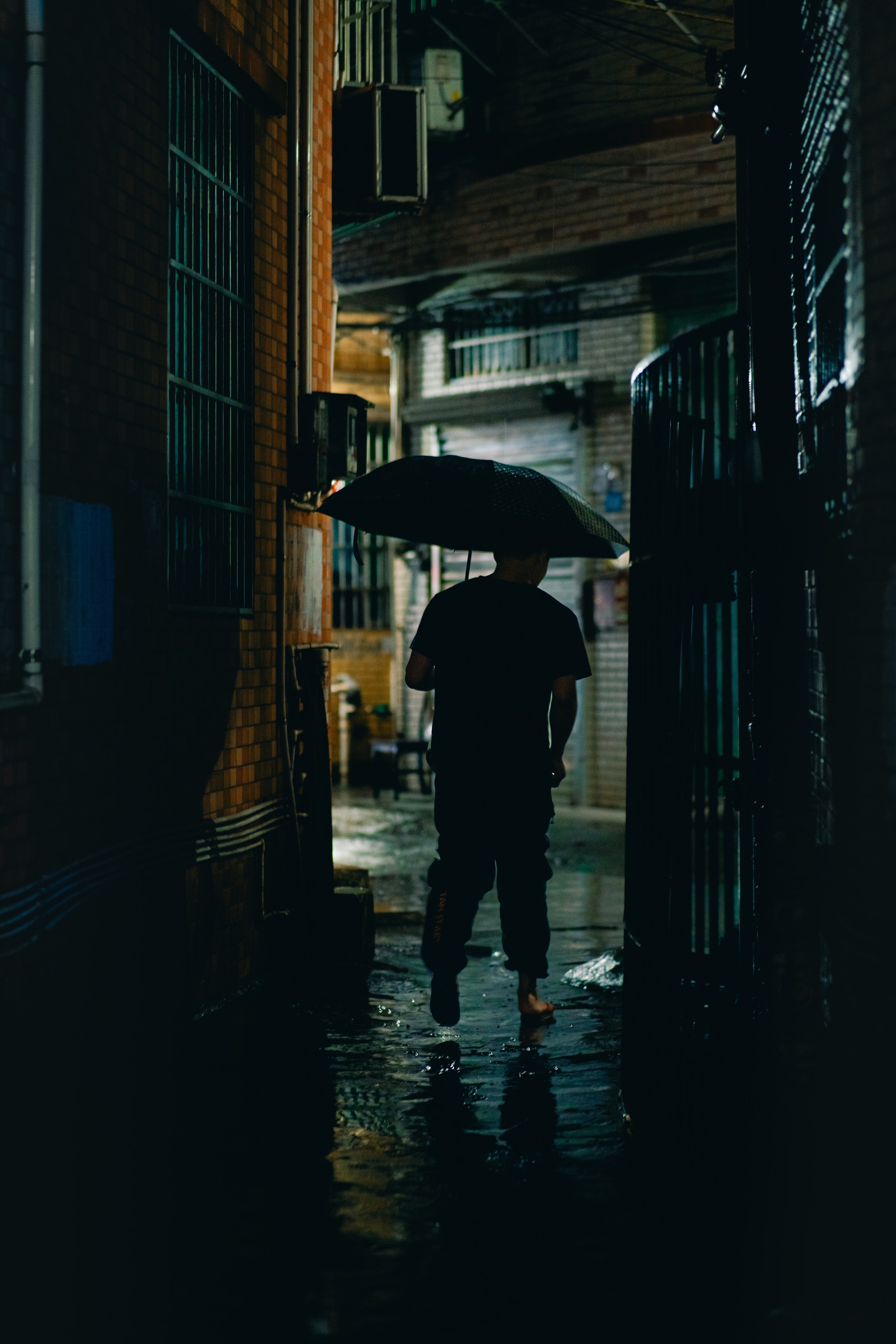 Rainy Getto. Фотограф В Гуанчжоу и Шэньчжэнь Андрей Лопатин