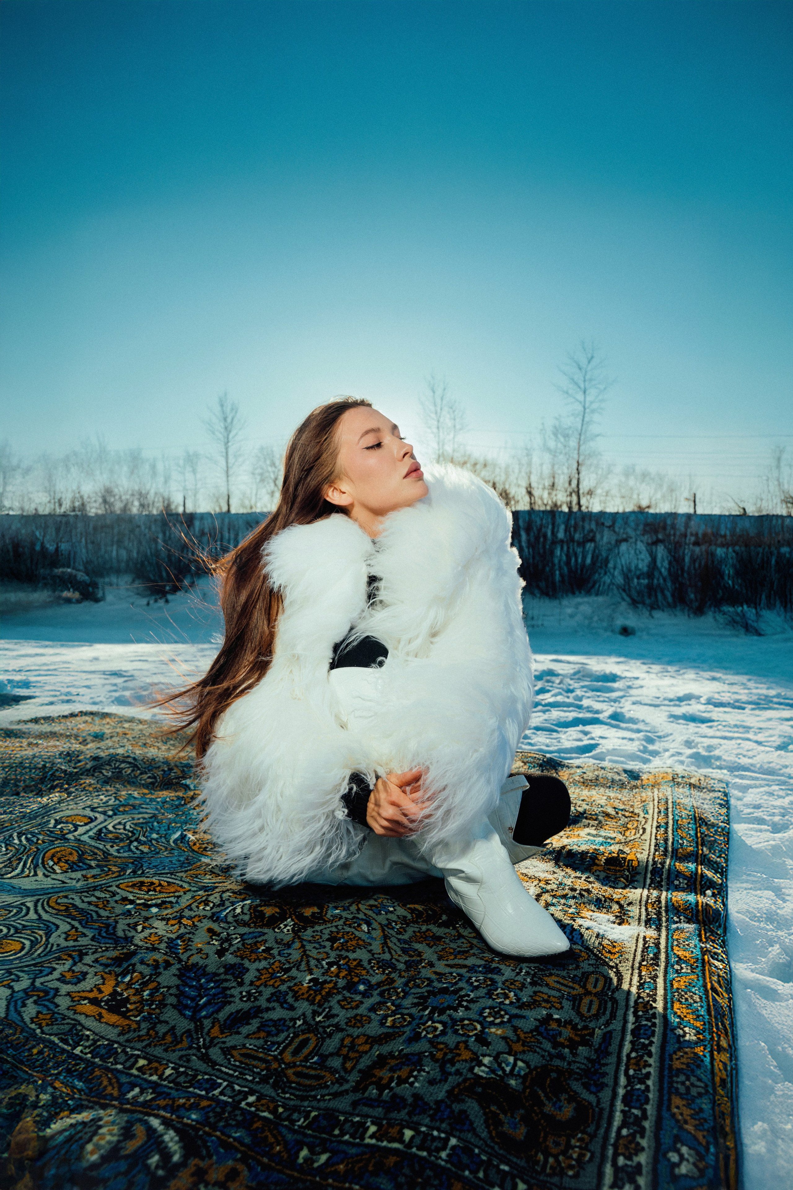 ZOYA somewhere in SIBERIA. Фотограф В Гуанчжоу и Шэньчжэнь Андрей Лопатин