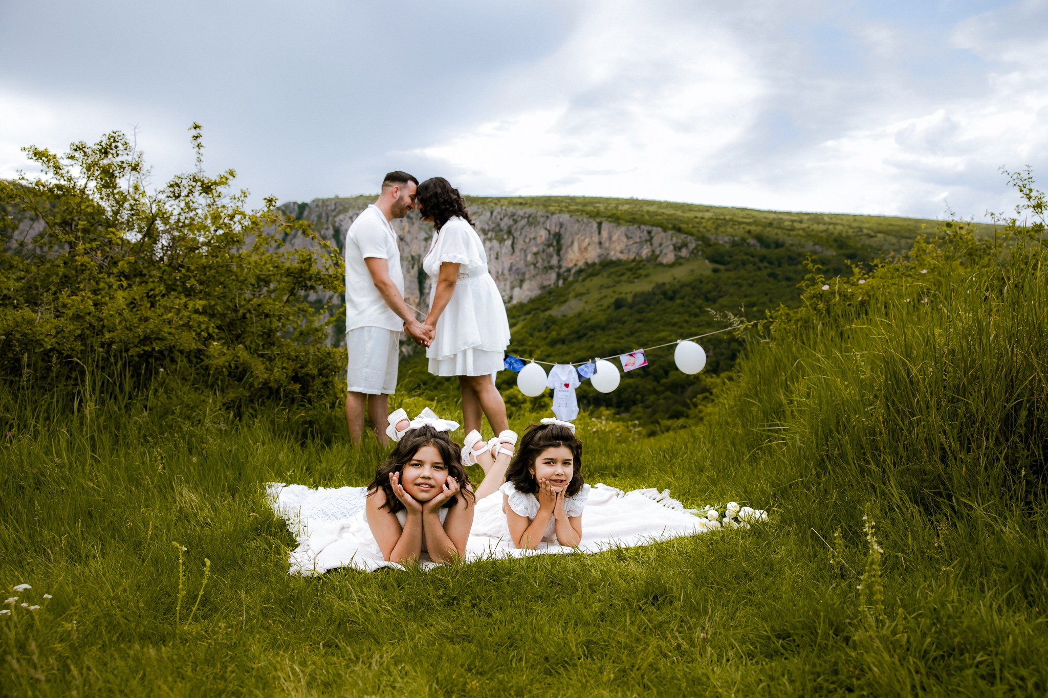 Ședințe foto de familie. Portré 📸 Photographer | Newborn photos • Maternity photos • Engagements • Weddings • Events • Portraits • Families • Birthdays • Parties