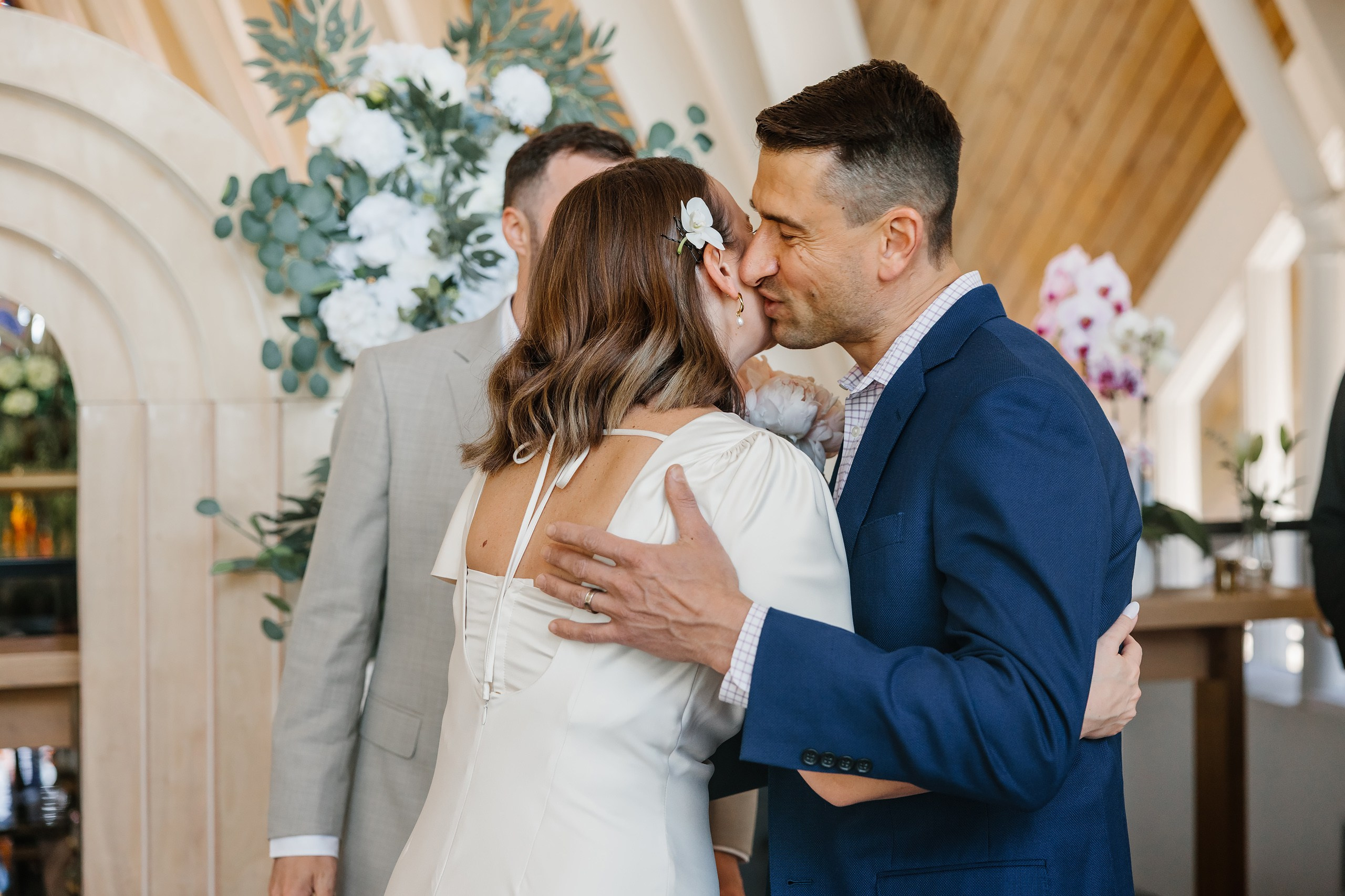 04.27.2025 Wedding. Wedding family event photographer in Chicago Nick Yushevich