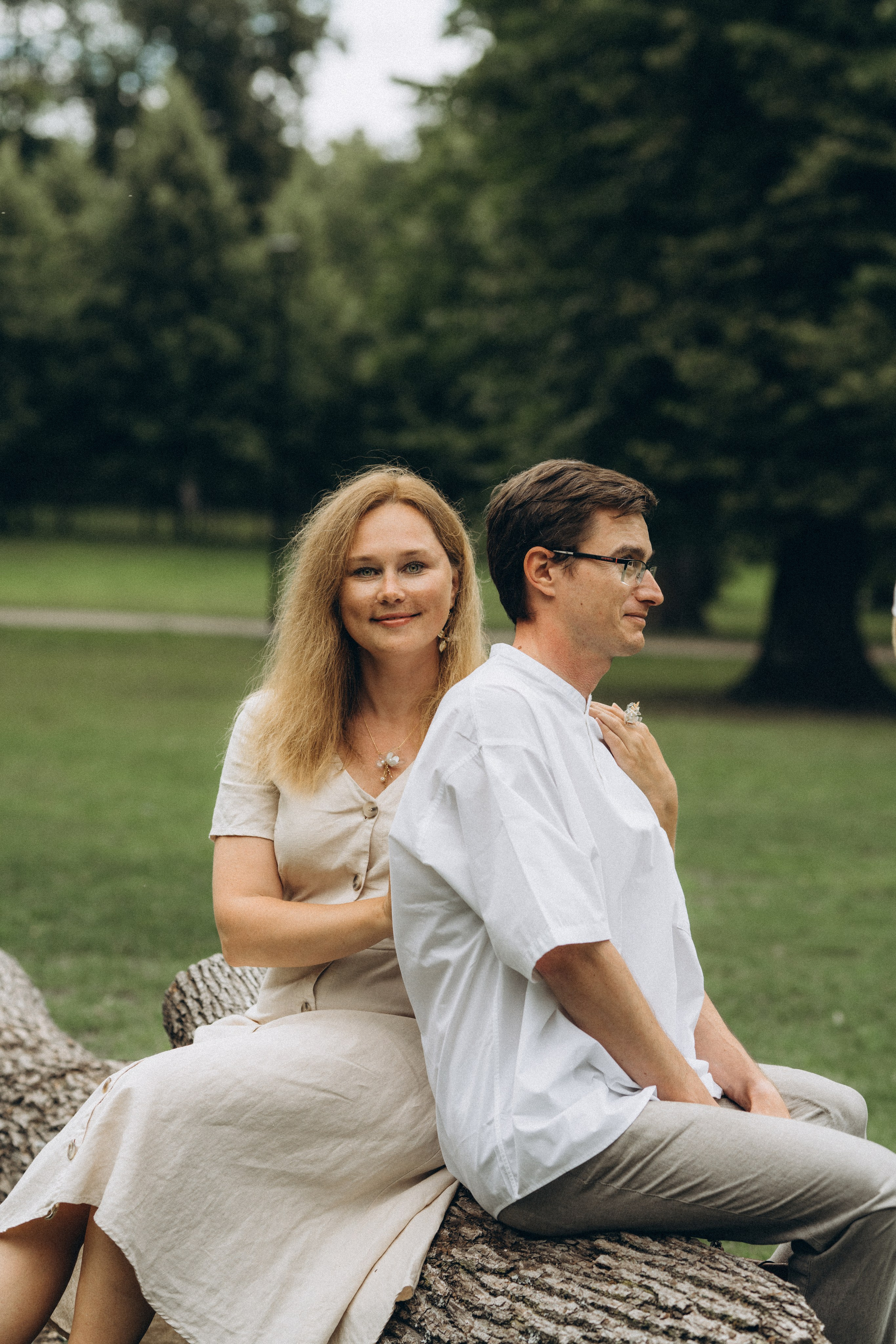 Kaivopuisto. Wedding and potrait photographer in Helsinki Vickan O