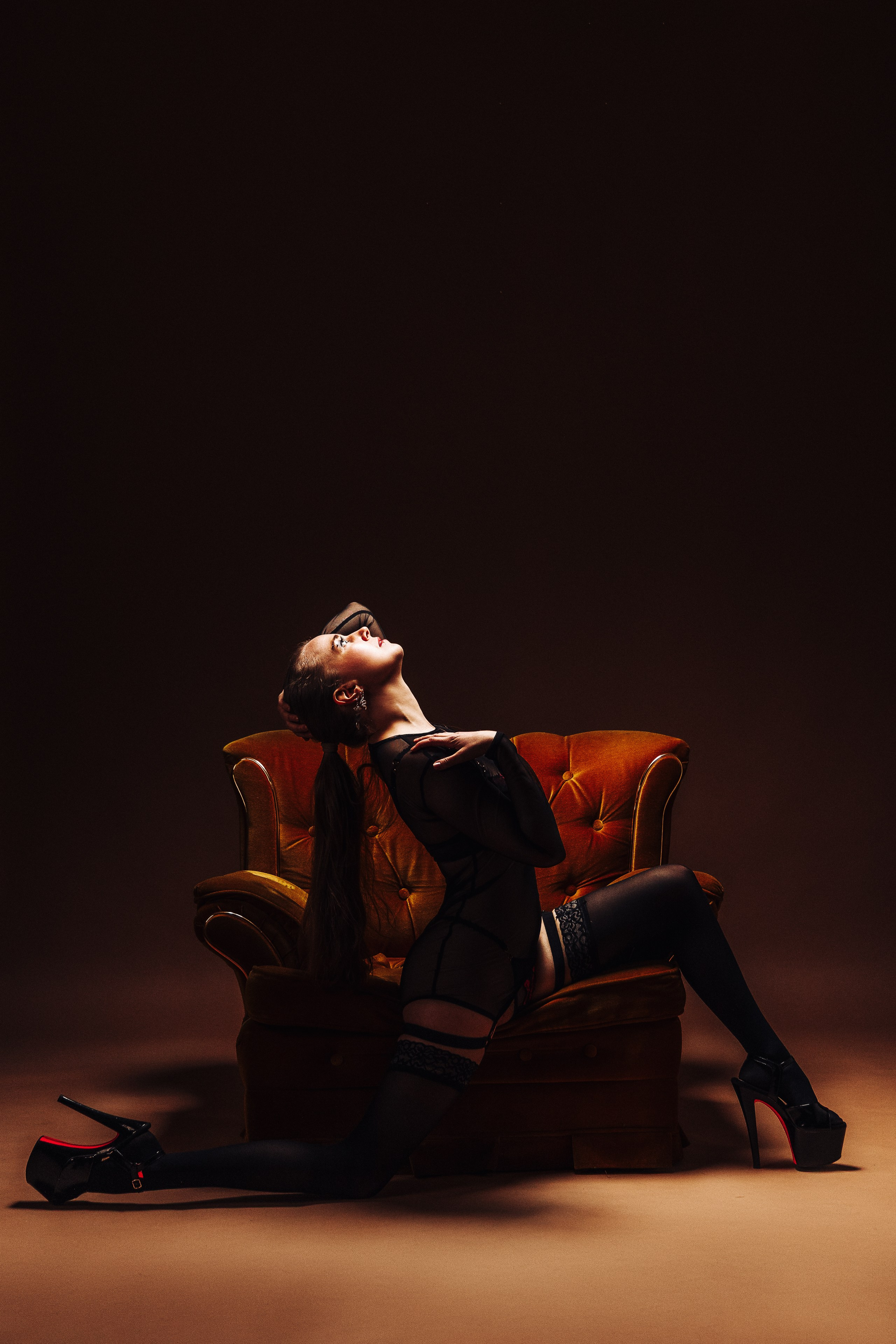 Izzabella 11.02.2025. Portree- ja perefotograaf Anton Hansen Tallinnas, Eestis