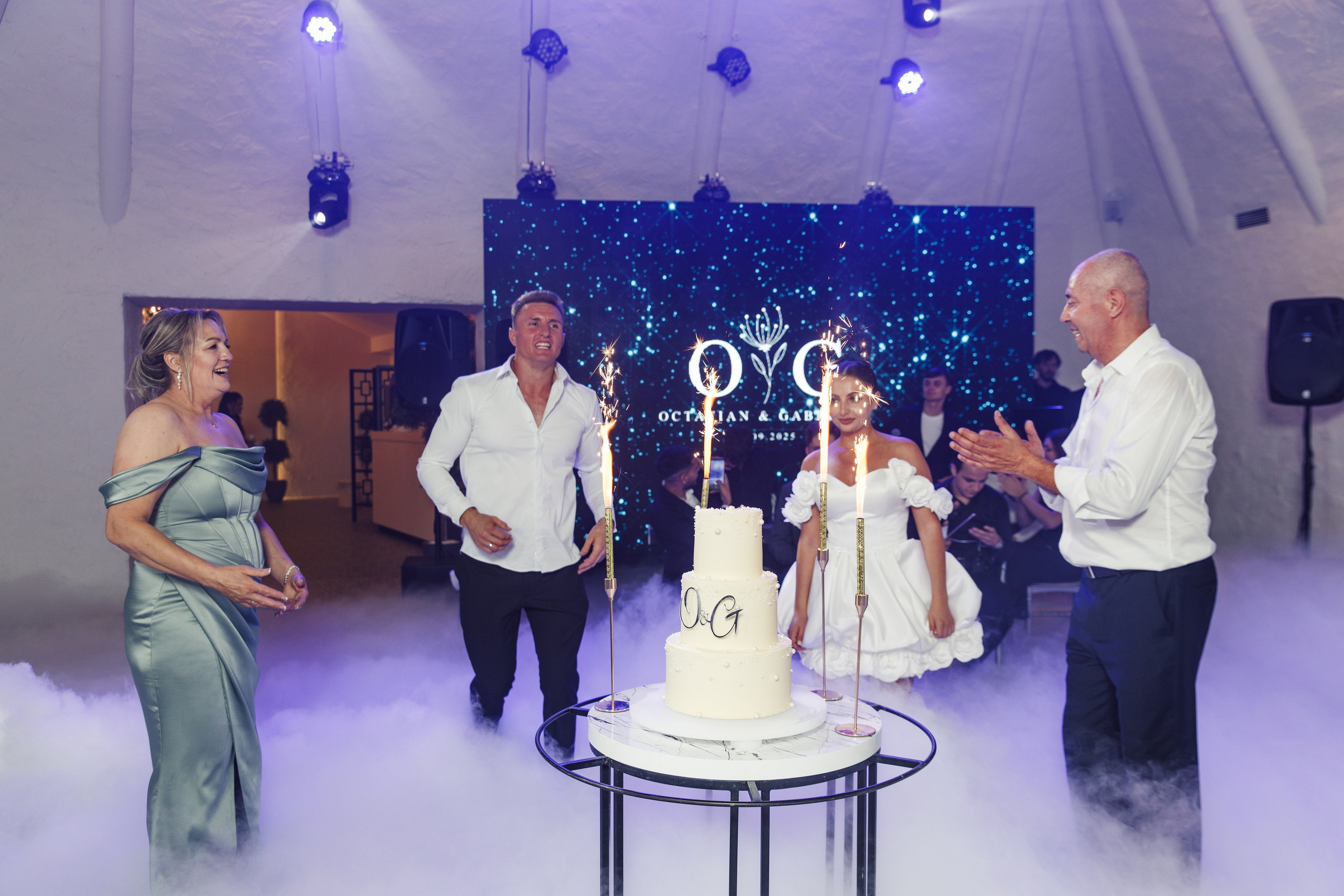 O & G. BUREA PRODUCTION