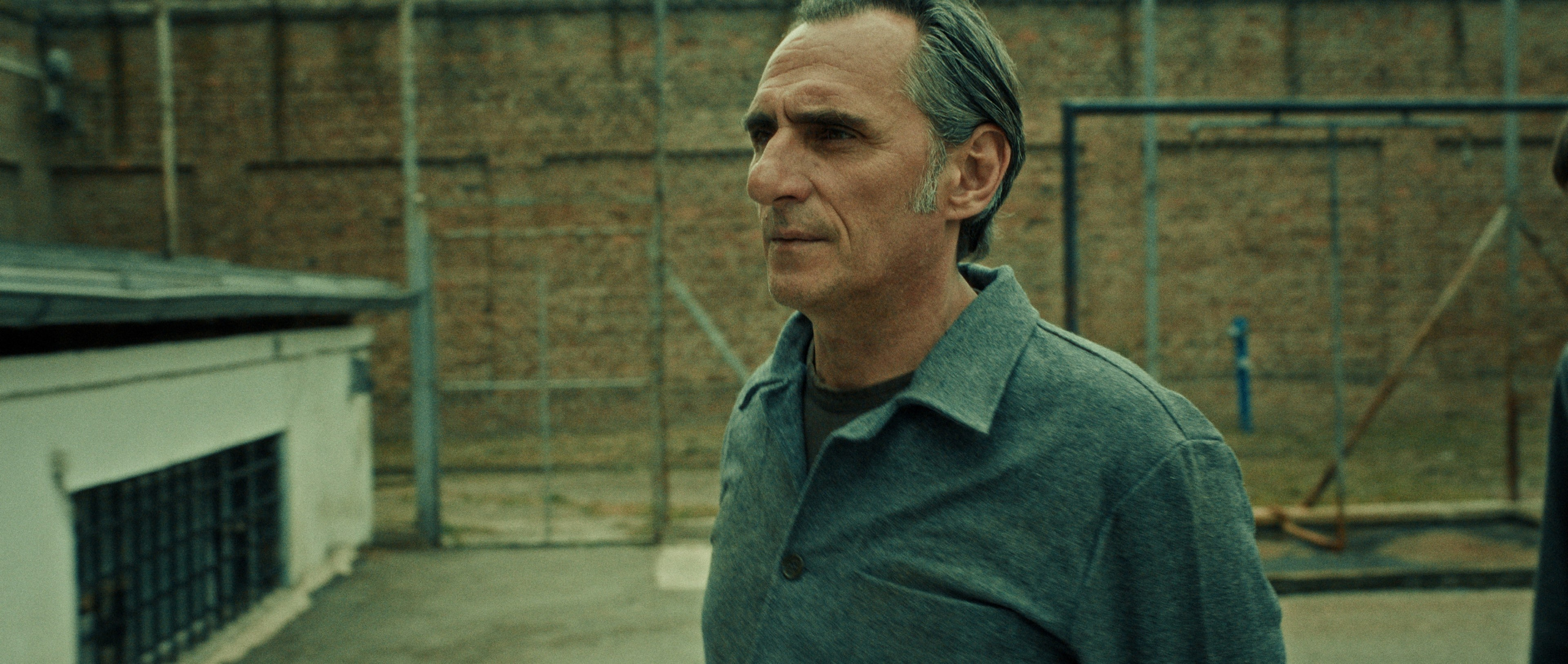 Ruski Konzul. Commercial and studio photographer in Belgrade