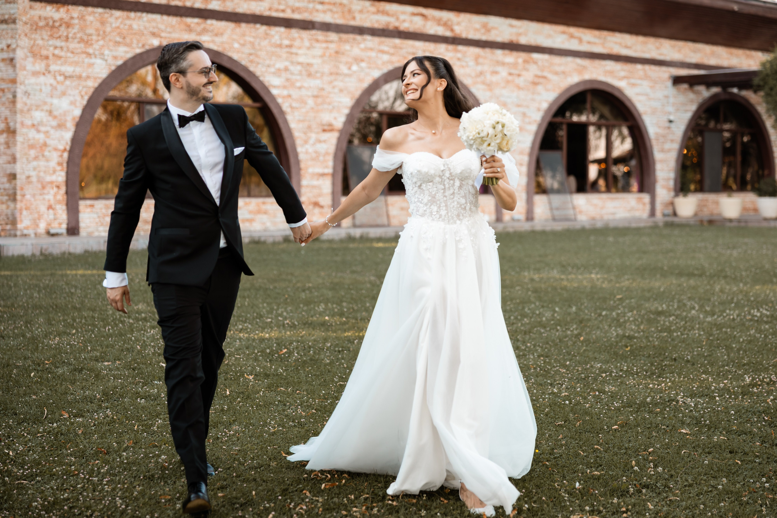 Mădălina & Dragoș. Home