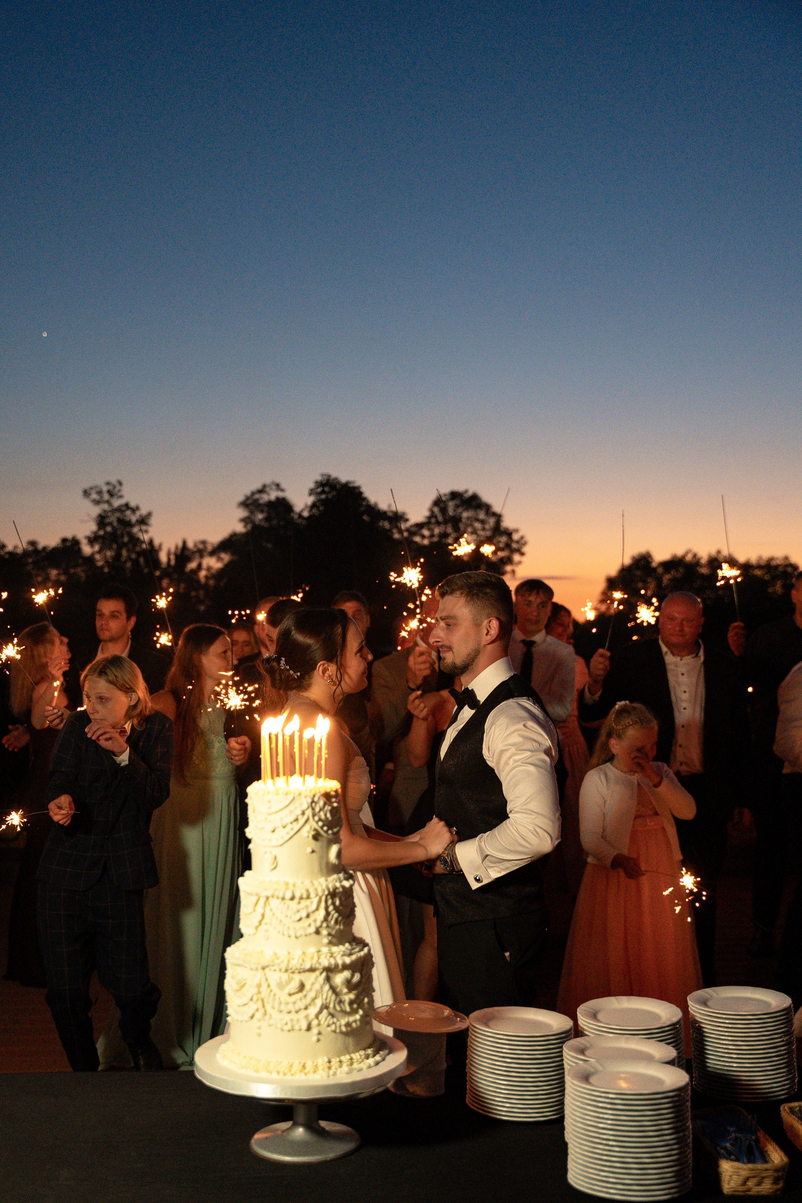 E&N: Zamek w Rzucewie. SL Wedding Photo — Editorial, Elegant & Timeless Wedding Photography in Poland and Across Europe