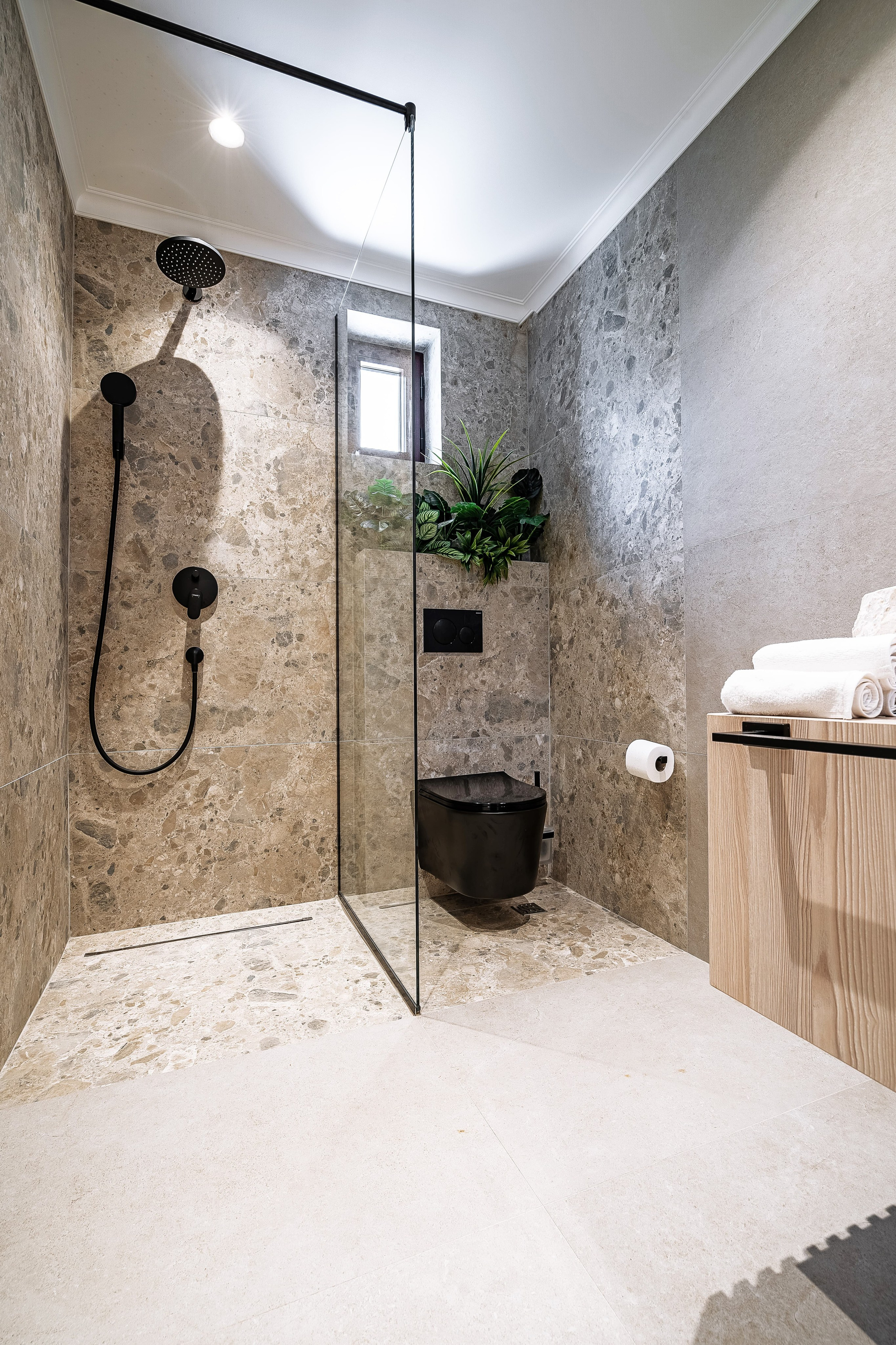 Real Estate Photography. Montenegro. EVAN ARISTOV WEDDING PHOTOGRAPHY — Seattle Wedding Photographer