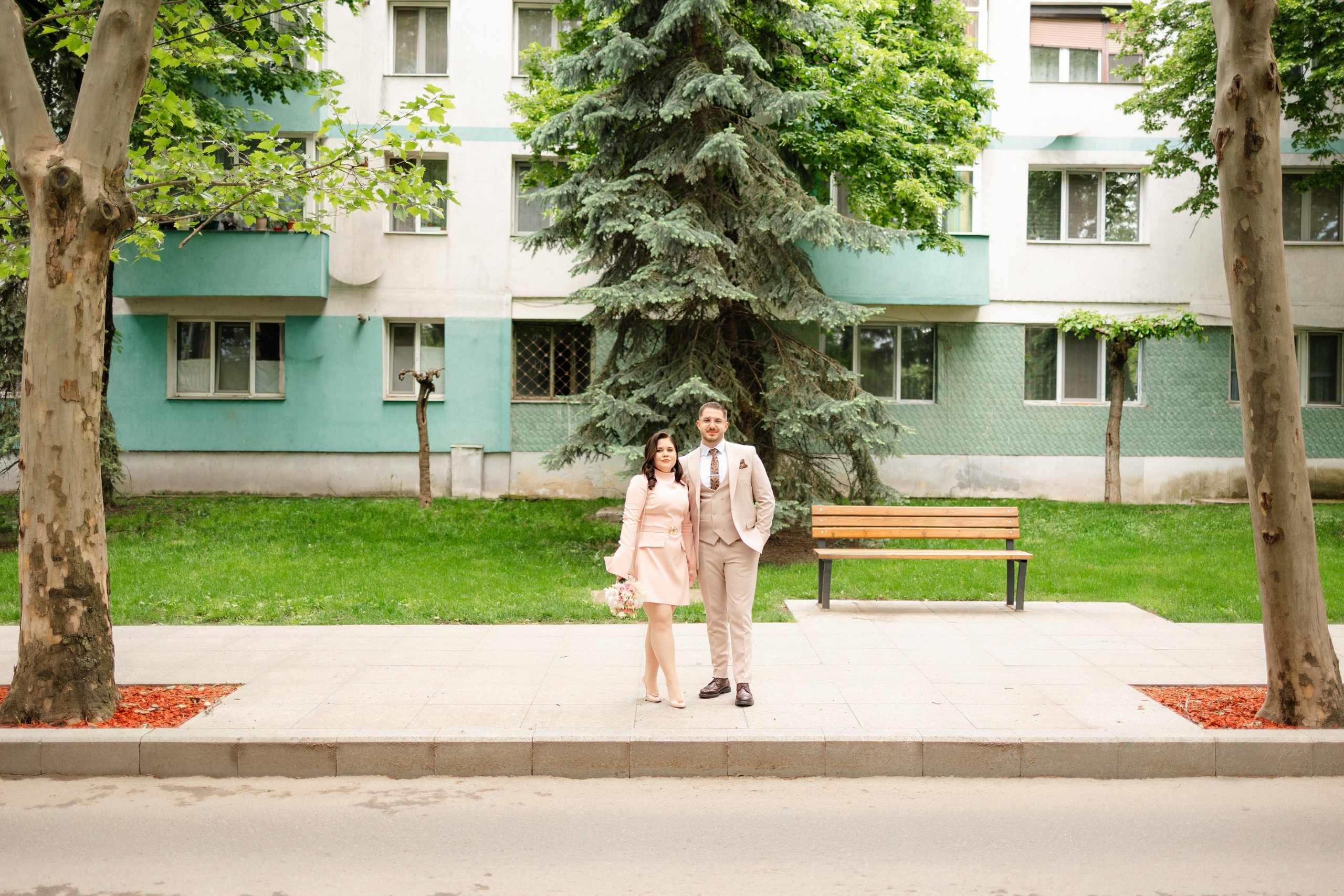 Olivia & Alex. Wedding Photographer, based in Iasi, Romania, but will travel all over the globe to make sure you look amazing in all your wedding photos
