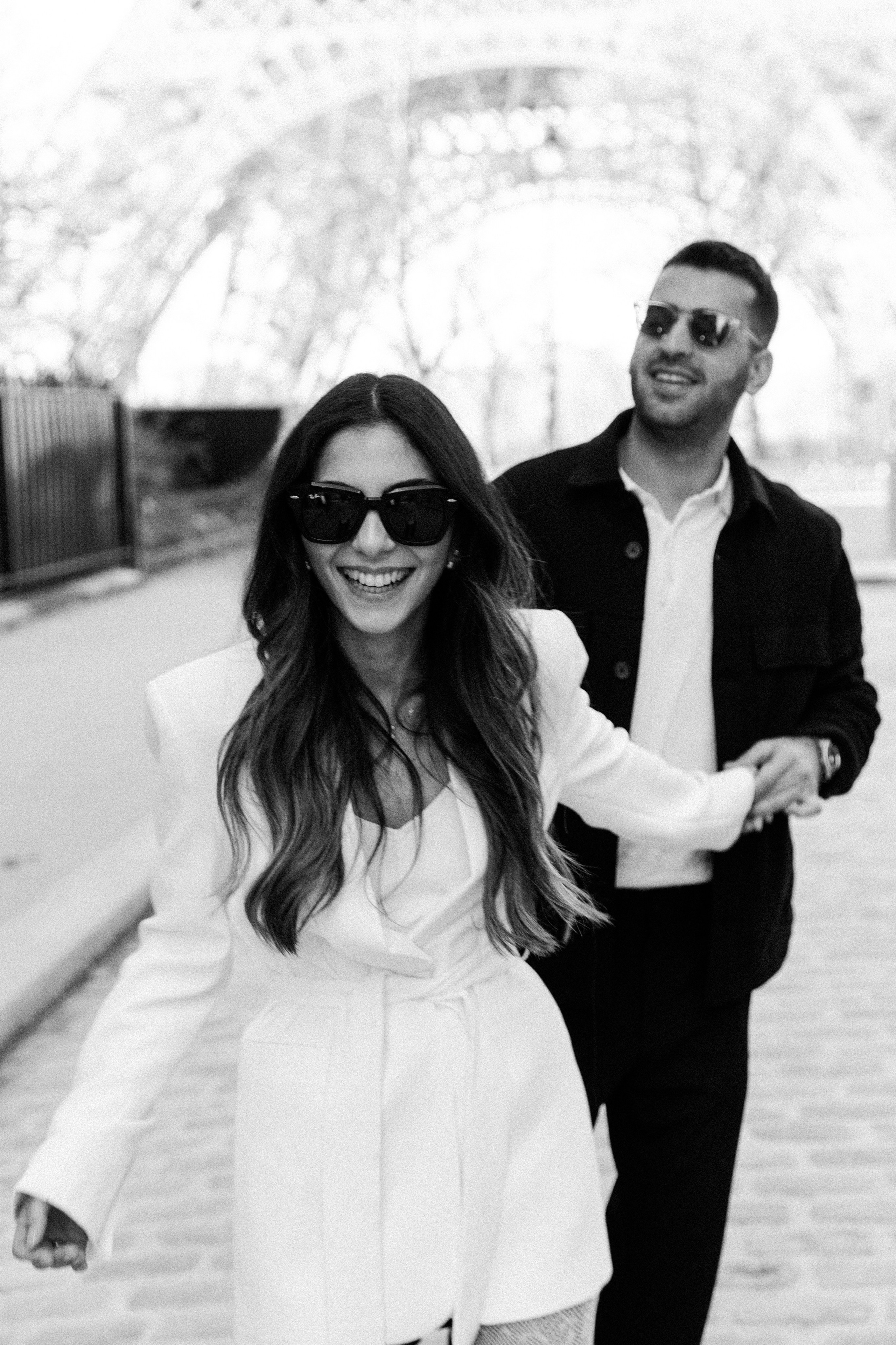 Pre-Wedding Couple Photo Walk in Paris | Engagement Photography. Paris Wedding Photographer