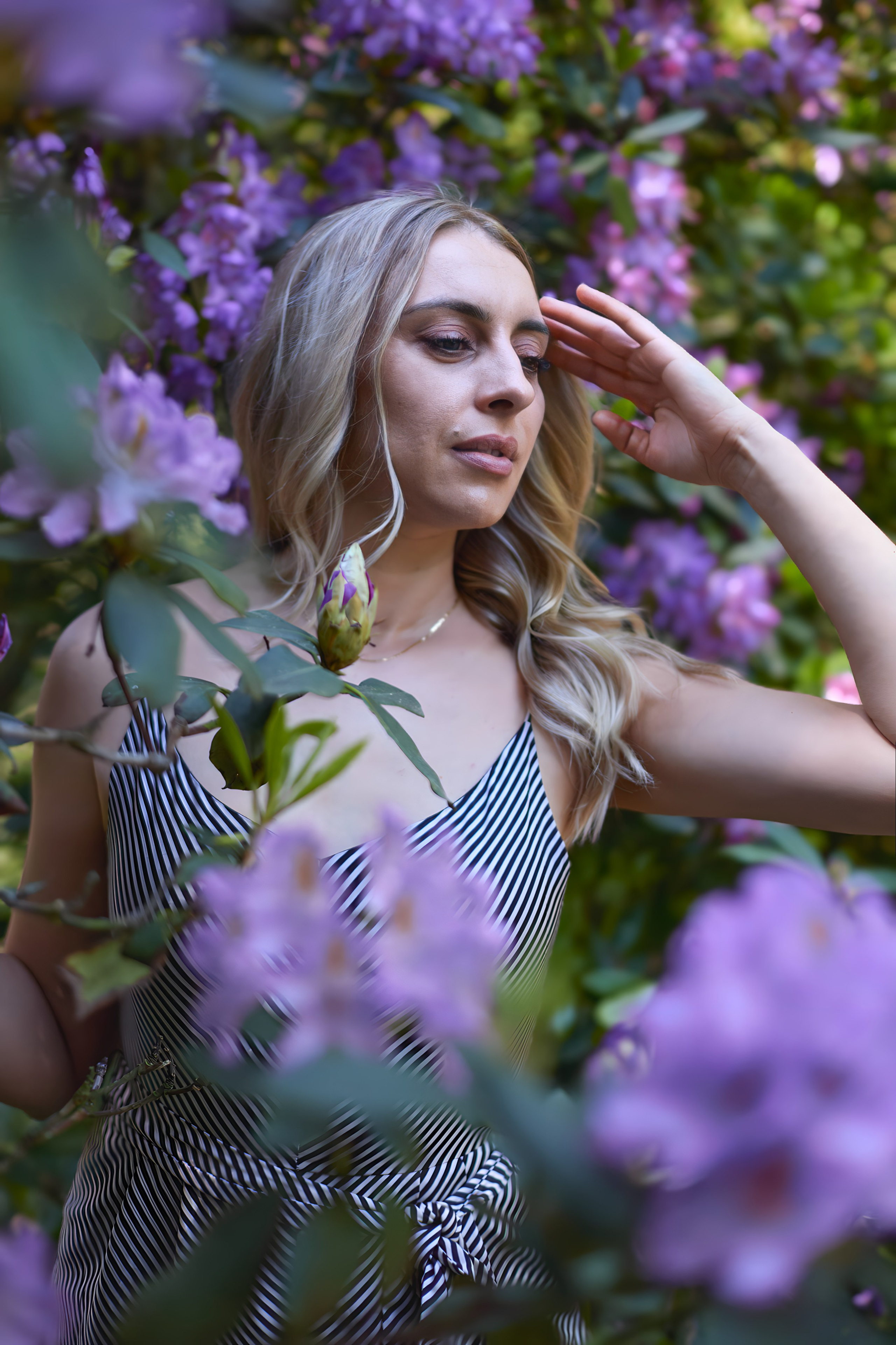 Viktorija im Garten. PHOTOgrapher Germany MARBURG