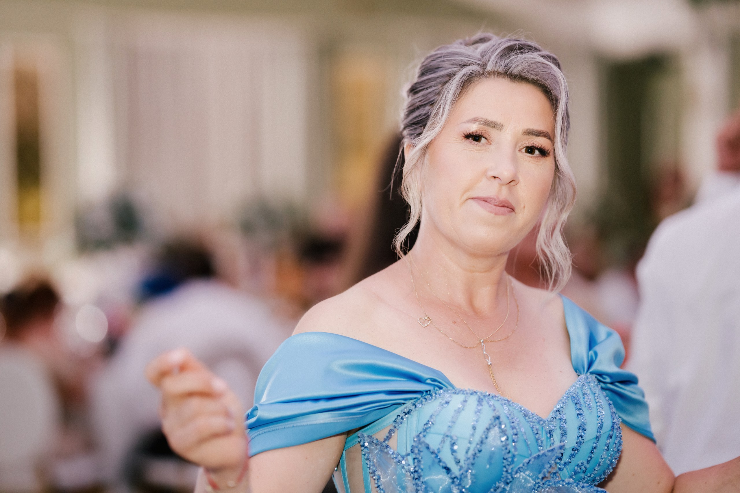 - mireasă Lavinia pregătire casa părintească Hârlău- mire Mihai pregătire Flămânzi cavalerii de onoare- fotograf nuntă Casa Jorovlea- ședință foto miri Mihai și Lavinia- nuntă elegantă Casa Jorovlea- fotografie de nuntă naturală România- domnișoare de onoare pregătire mireasă- emoții nuntă biserică- dansul mirilor Casa Jorovlea* fotograf profesionist nuntă Botoșani Iași* fotografie documentară de nuntă- familie și prieteni la nuntă- nași Mihai și Nicoleta nuntă- portret mireasă în lumină naturală- petrecere nuntă Casa Jorovlea- Nuntă Mihai și Lavinia – momente emoționante din ziua nunții, pregătirile mirilor în Hârlău și Flămânzi, ceremonia religioasă și ședința foto realizată de  AlinoFotoStudio -  Mireasa Lavinia în timpul pregătirilor la Hârlău-  Mihai pregătit de cavalerii de onoare în Flămânzi - Ceremonia religioasă a mirilor Mihai și Lavinia-Ședință foto romantică de nuntă Mihai și Lavinia - Dansul mirilor la petrecerea de nuntă -  fotograf nuntă Iași-  fotograf nuntă Botoșani- wedding photography Romania- AlinoFotoStudio - AlinoFotoStudio - Alin Chirilă fotograf - fotograf Botoșani - fotograf Iași - fotograf Hârlău - fotograf Bacău - fotograf Suceava - fotograf București - fotograf Neamț - servicii foto video - fotograf evenimente - fotograf nuntă - fotograf botez - wedding photographer Romania - ședință foto nuntă - fotografie de eveniment - wedding photography - fotografie profesională - fotograf profesionist România- povestitor prin fotografie, servicii foto - video -profesionale