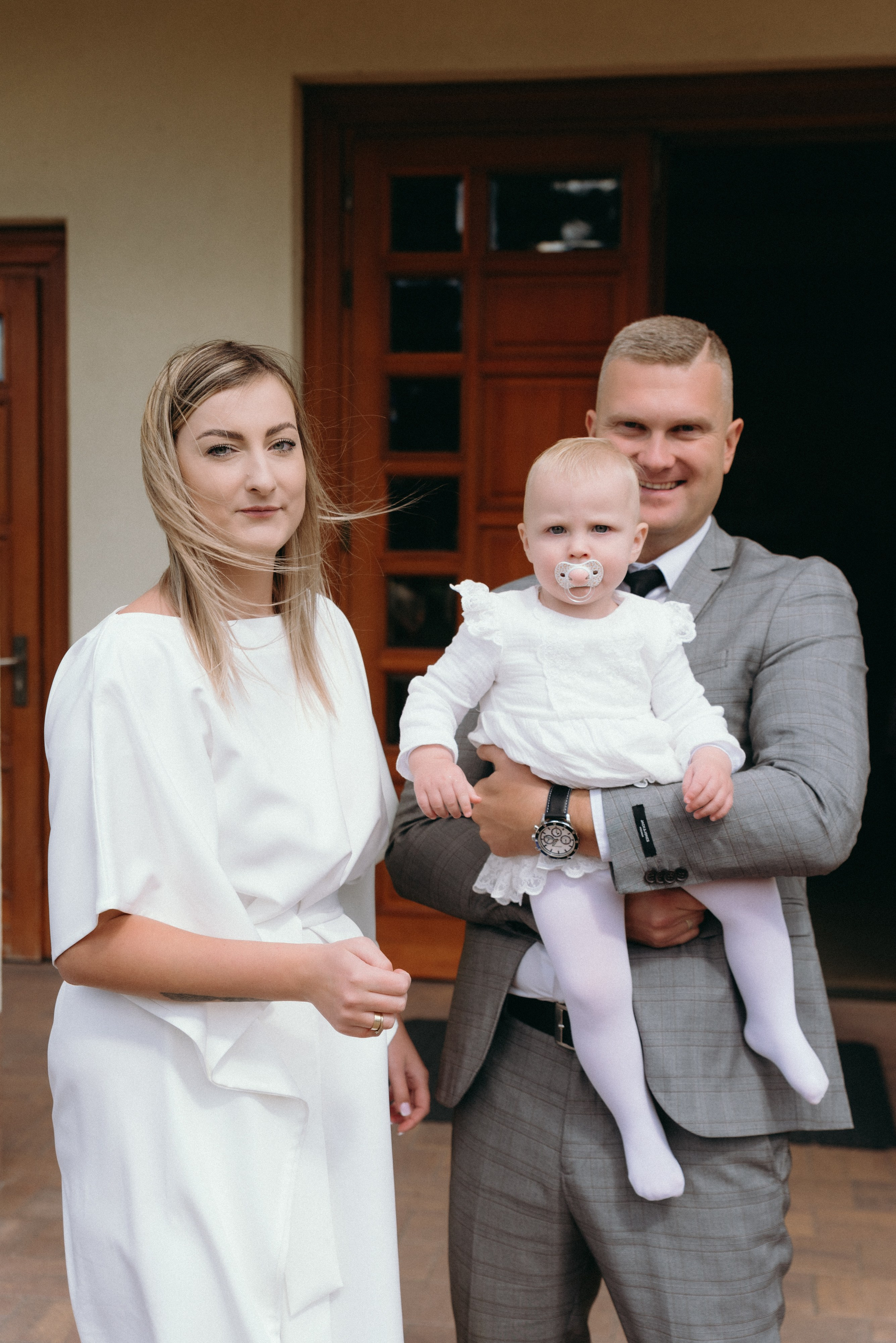 Chrzest Pola. Eugene Save – Fotograf Ślubny i Rodzinny | Warszawa i Cała Polska