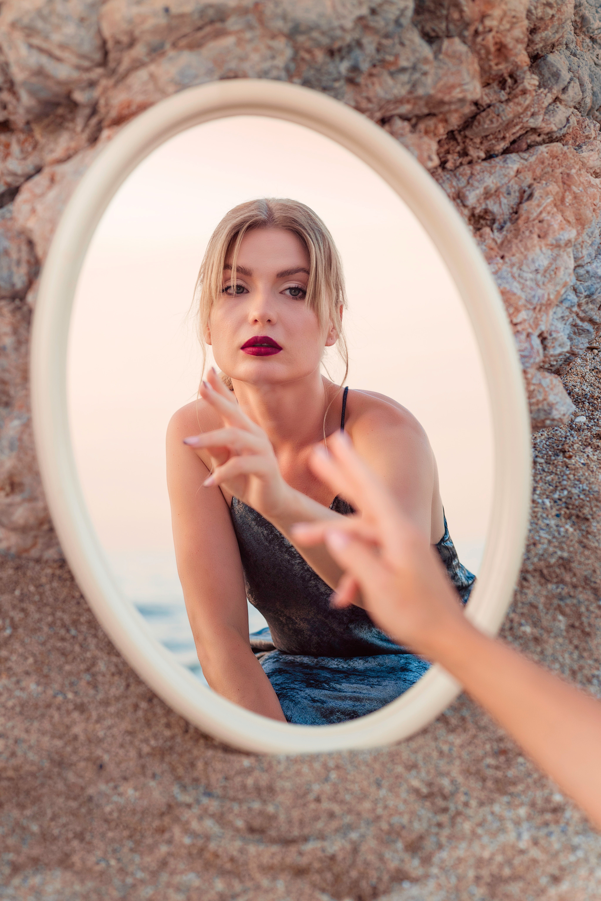 Арт сьемка на пляже Клеопатра летом в Алании для интернет контента. Kindshephoto Женский и семейный фотограф Москва