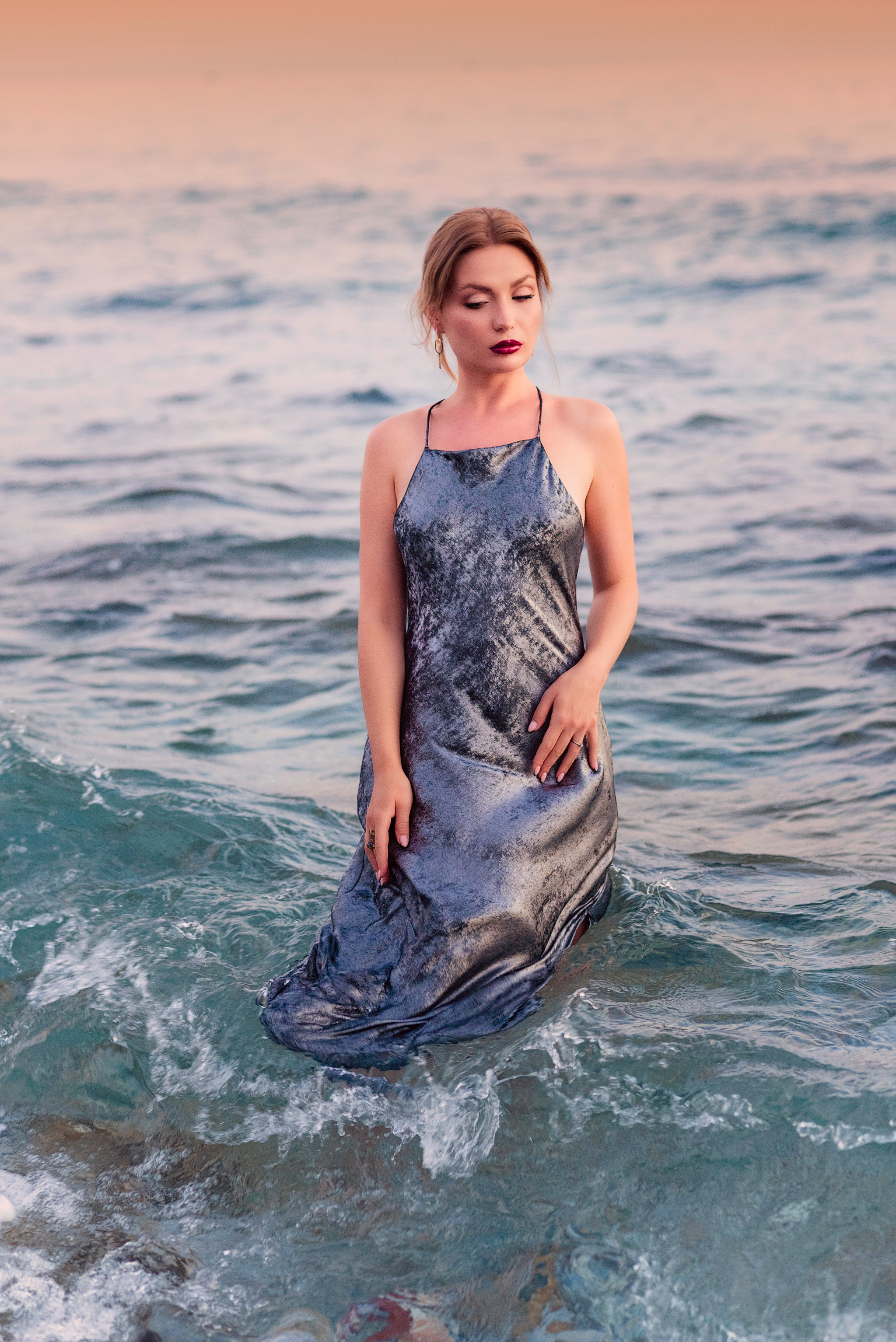 Арт сьемка на пляже Клеопатра летом в Алании для интернет контента. Kindshephoto Женский и семейный фотограф Москва