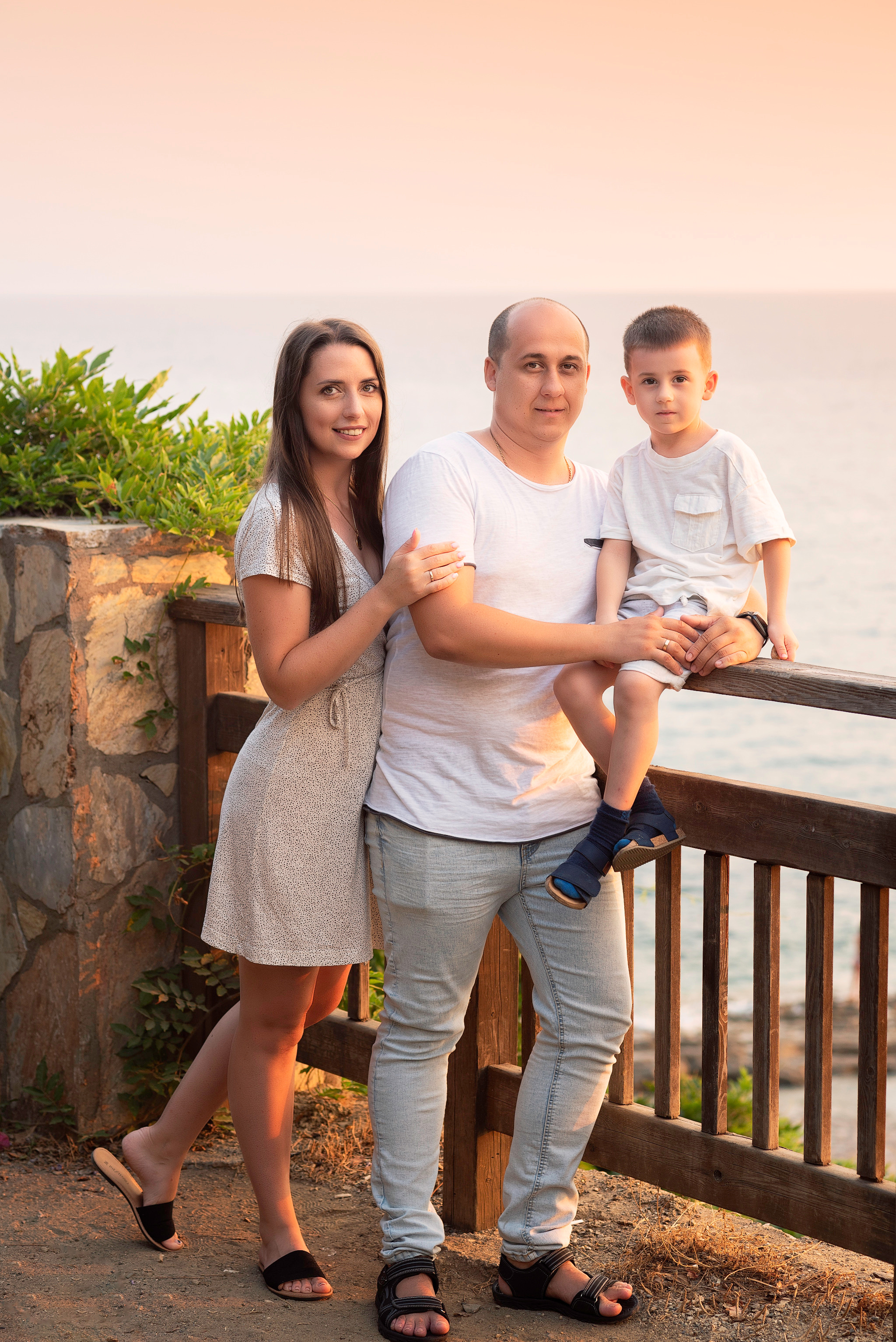 Фотосессия на закате для семьи Людмилы. Kindshephoto Женский и семейный фотограф Москва