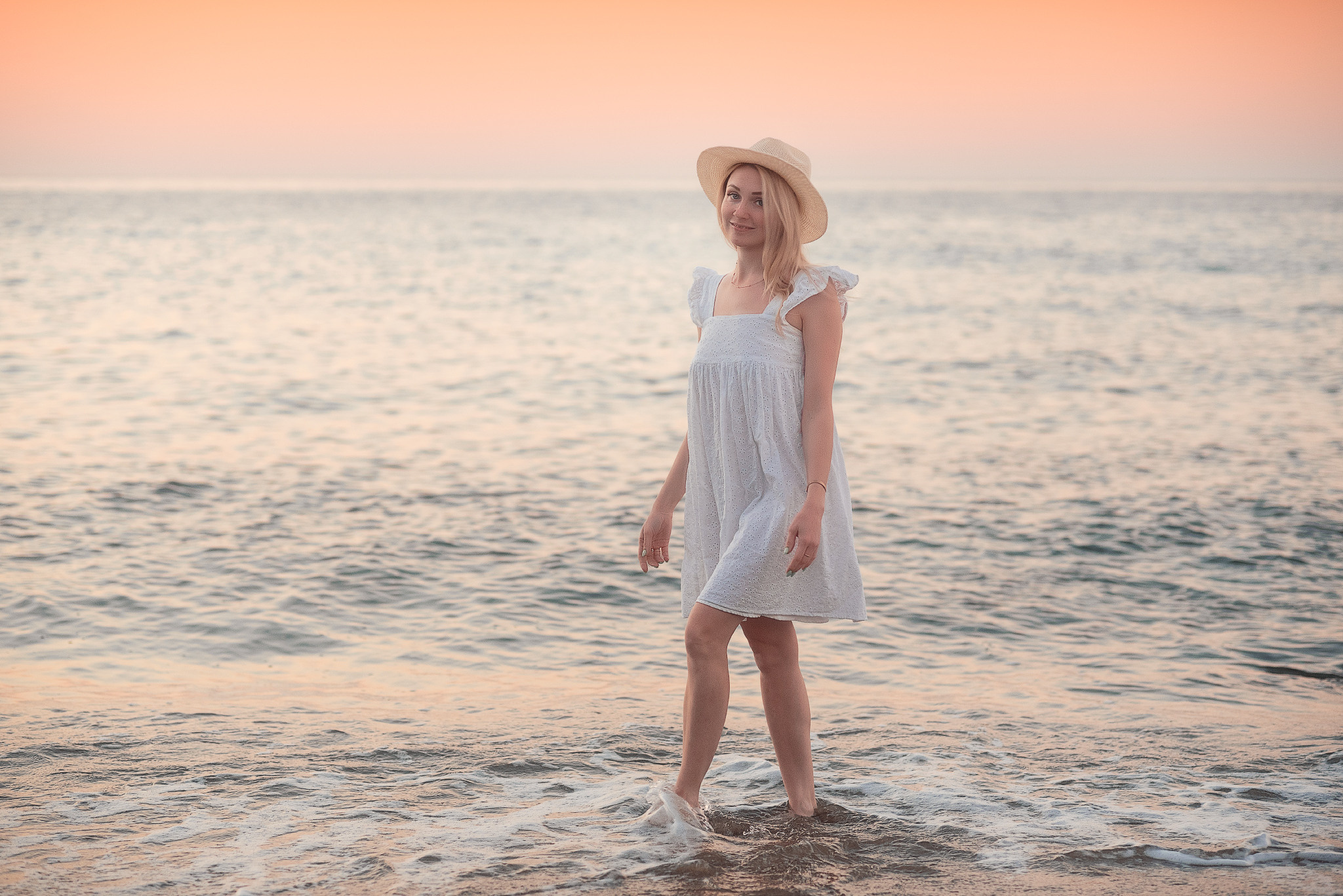 Сьемка у моря индивидуальная. Kindshephoto Женский и семейный фотограф Москва