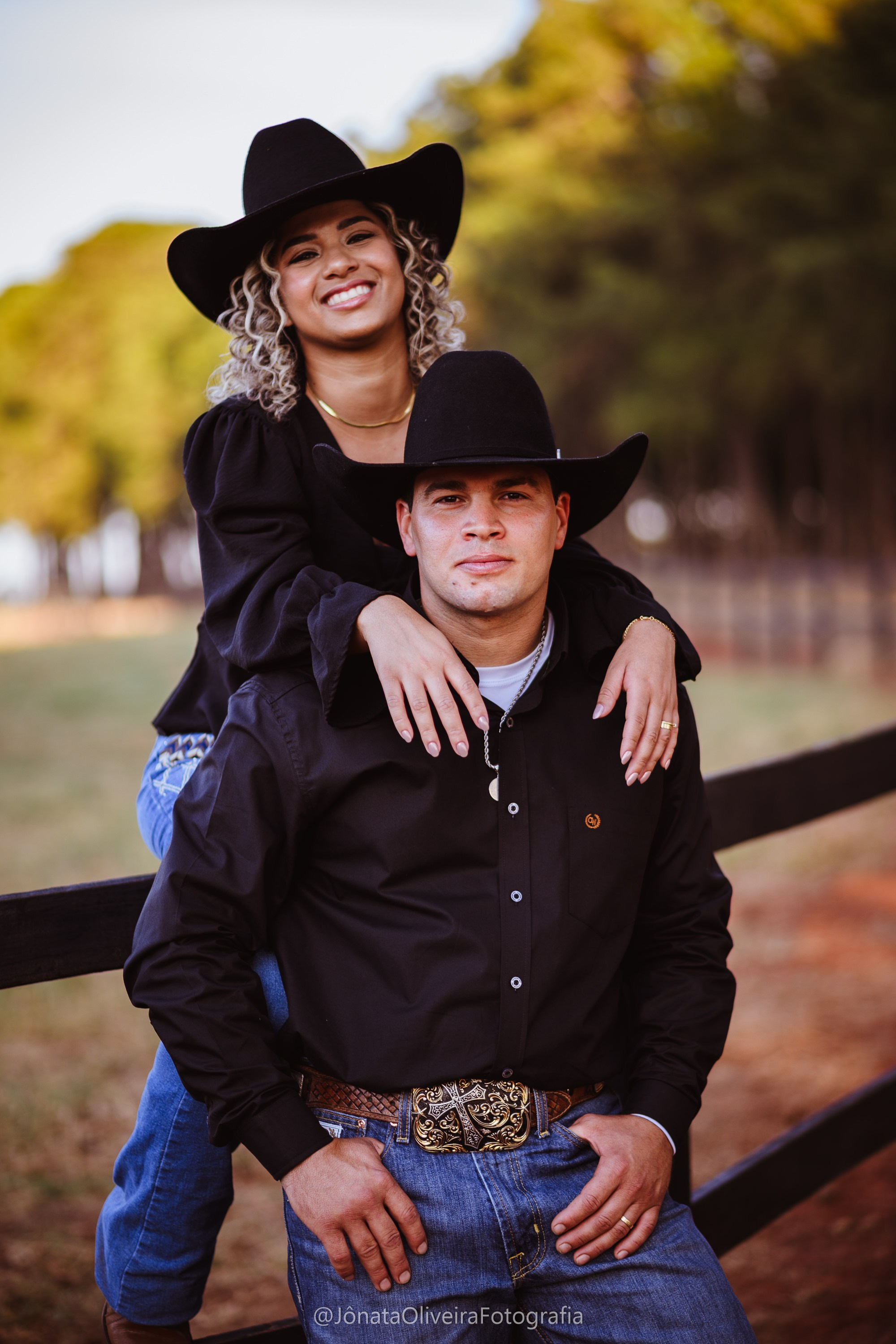 Pre Wedding Luérica e Vinicius. Fotografia de casamentos e ensaios em avaré Jônata Oliveira