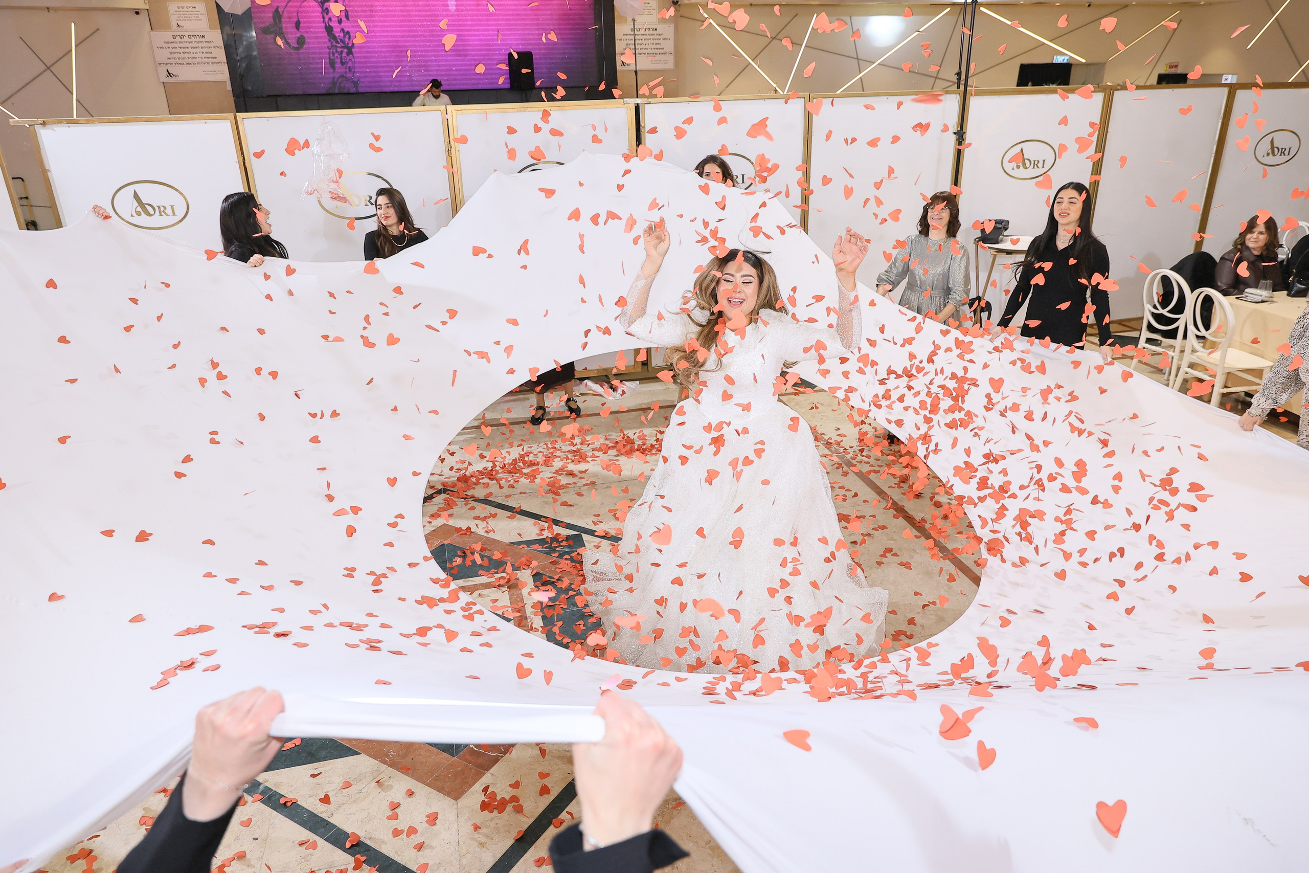 B & M. משה מנשה צלם חתונות