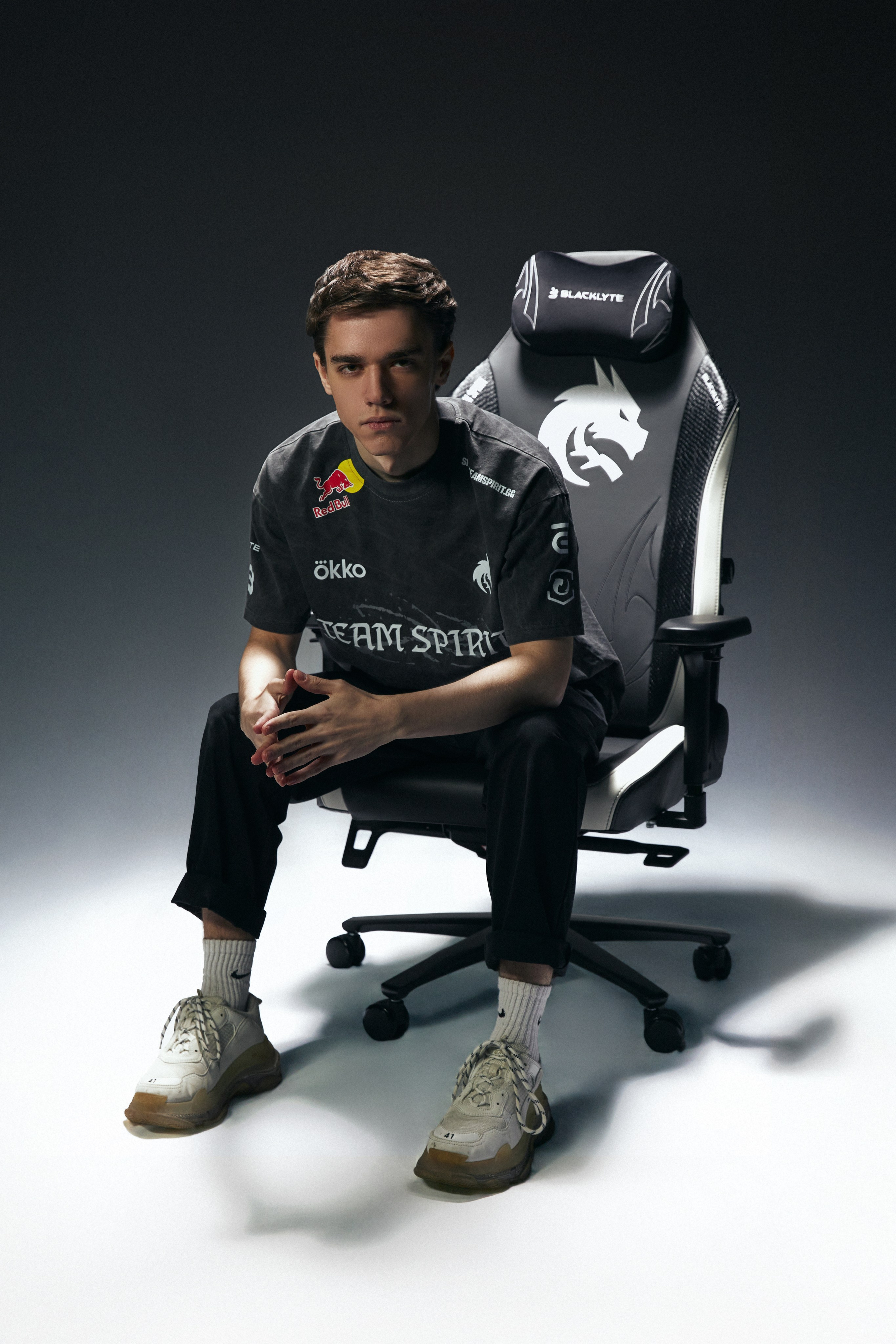 Team Spirit x Blacklyte. Photographer Inna Gainulina