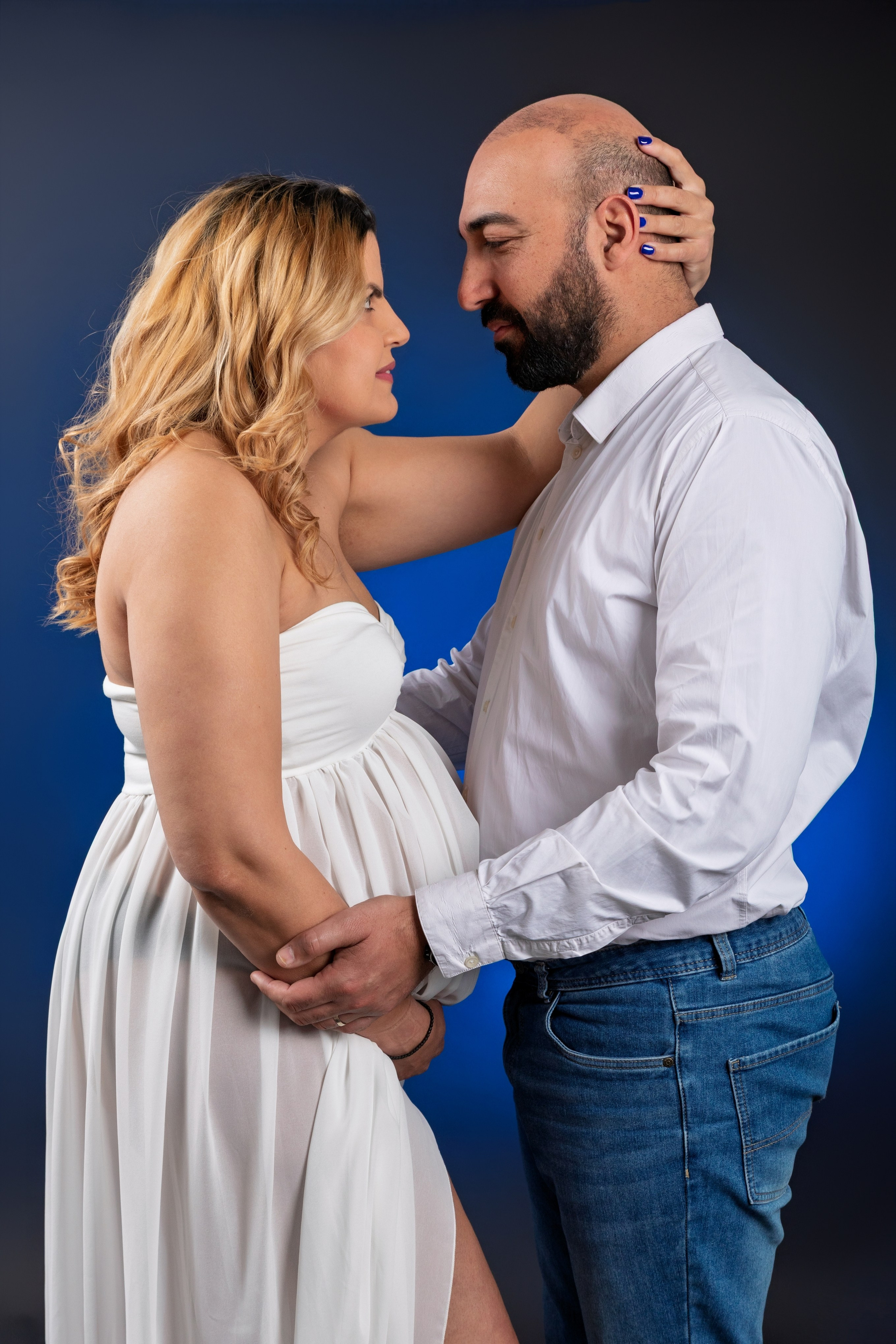 Maternity Photo Sessions. Marlen Efstathiou Photography