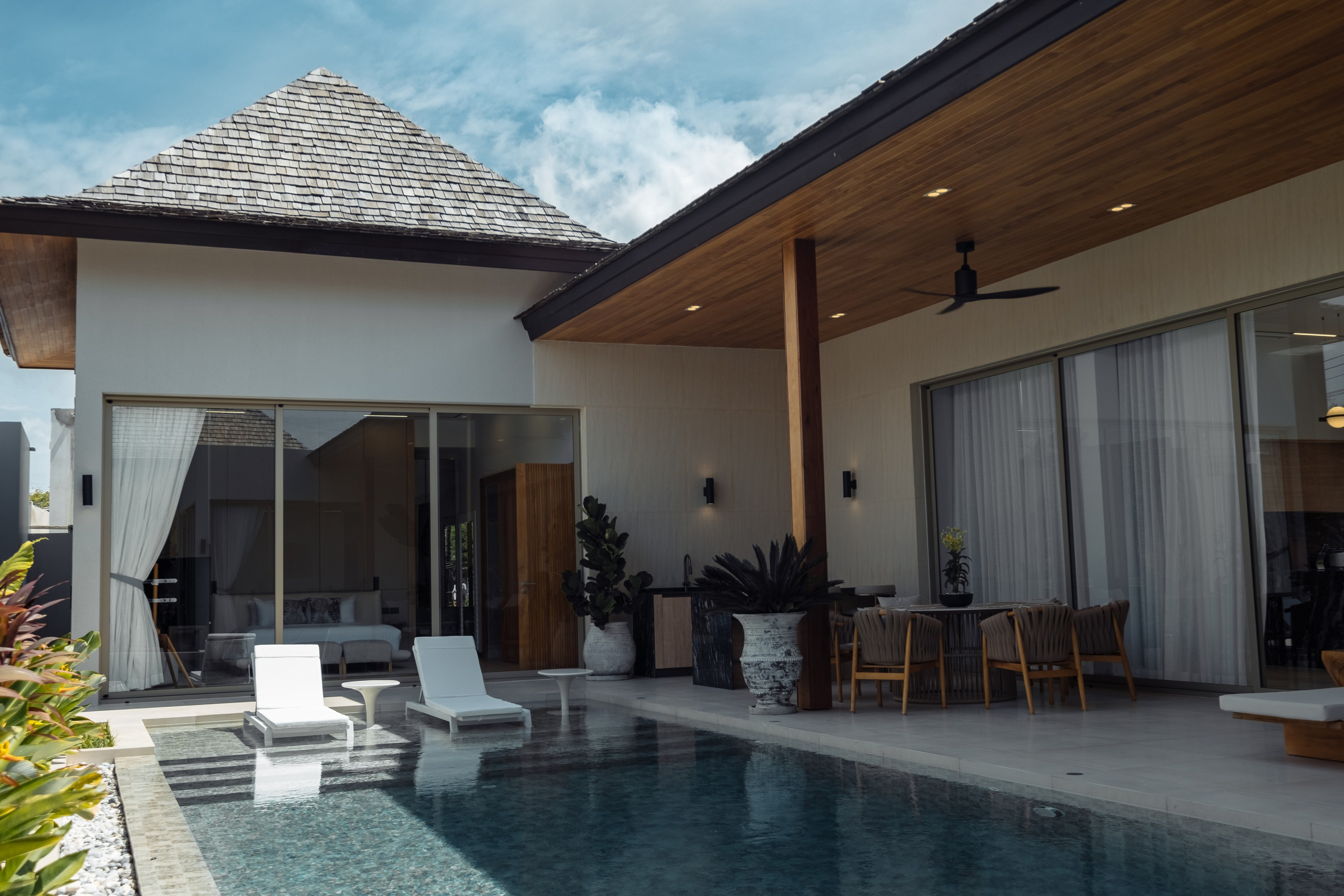 Фотографии интерьеров в формате HDR. Видеограф на Пхукете