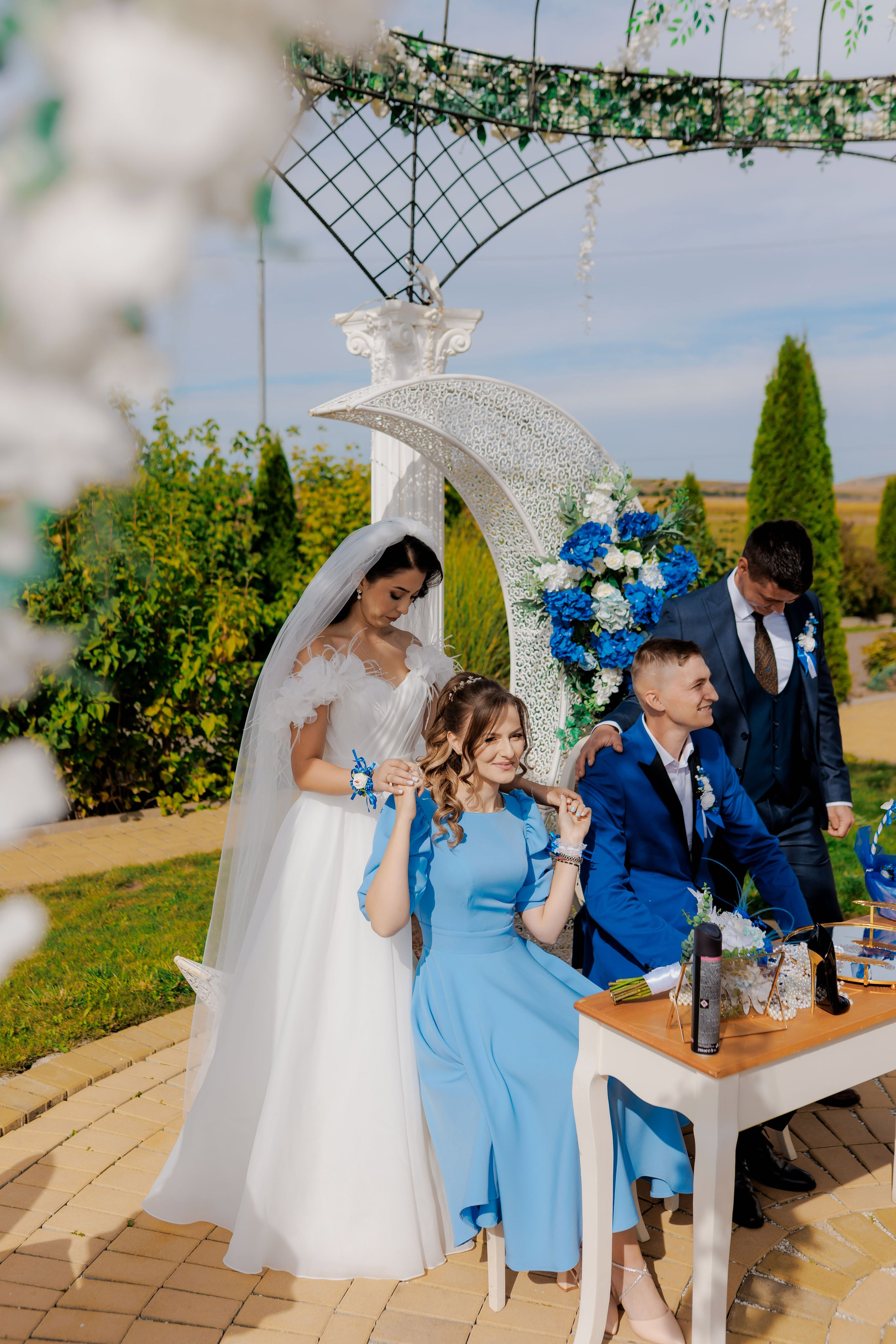 Loredana & Emilian – Ziua Nunții | Videografie - fotografie Botez Suceava, Iași, Botoșani. Servicii foto-video profesionale, pentru momente de neuitat